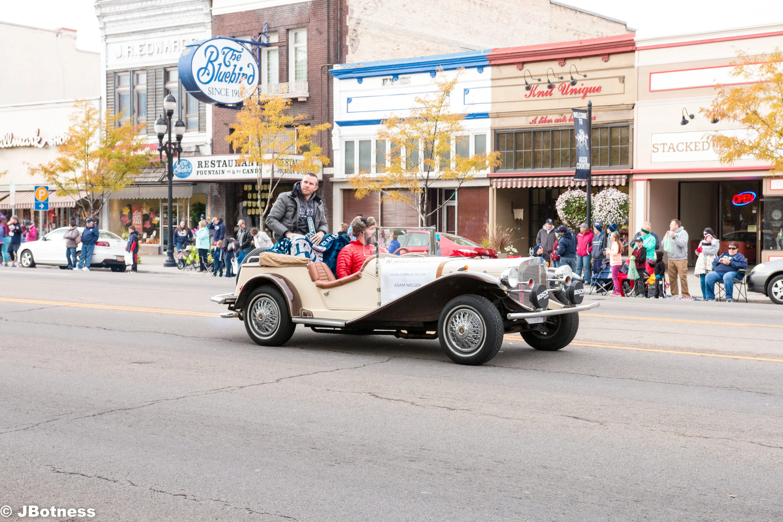 10_14_17_FB_USUvsWyoming_HC (69 of 103).jpg