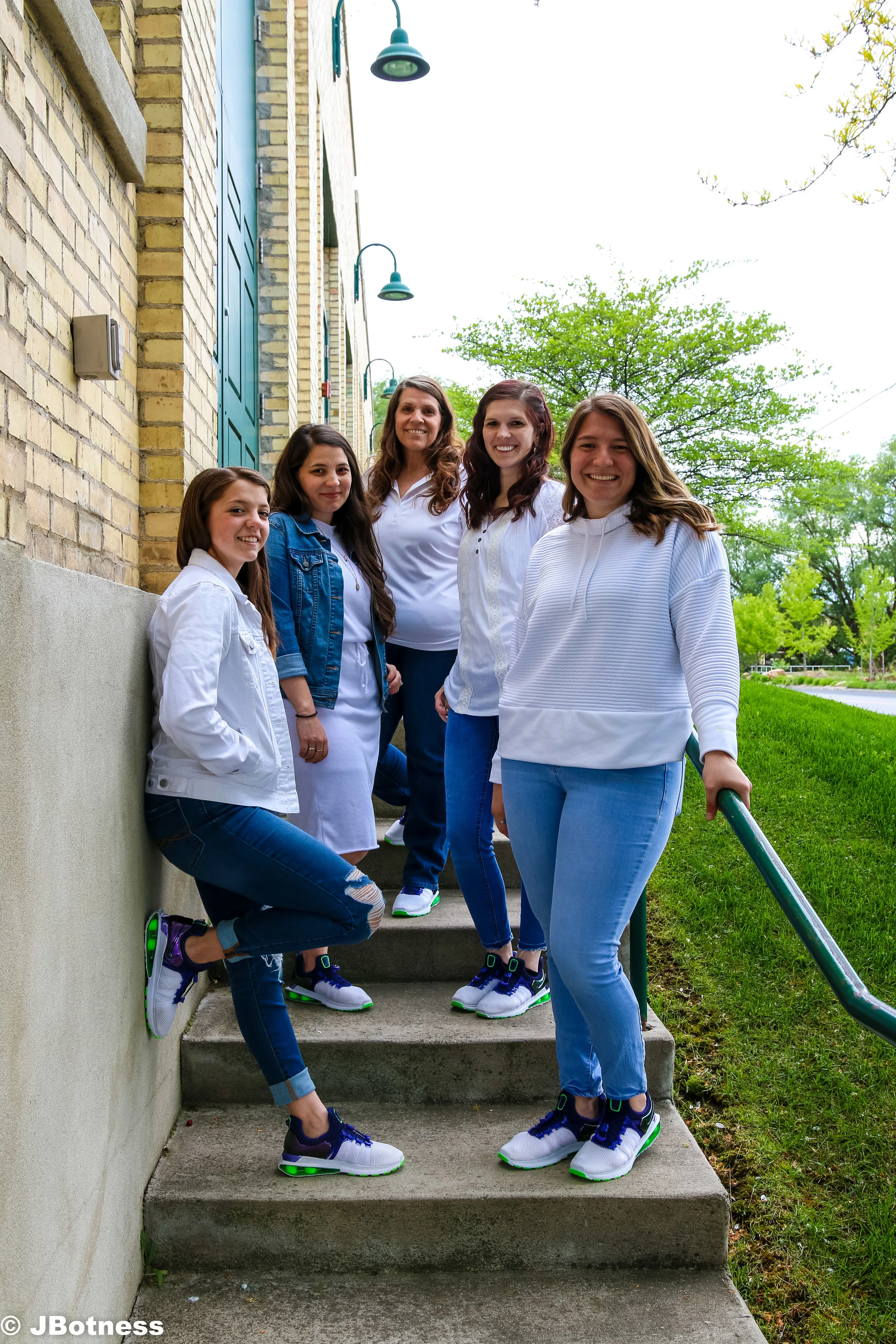 Family Photos 2019-100.jpg