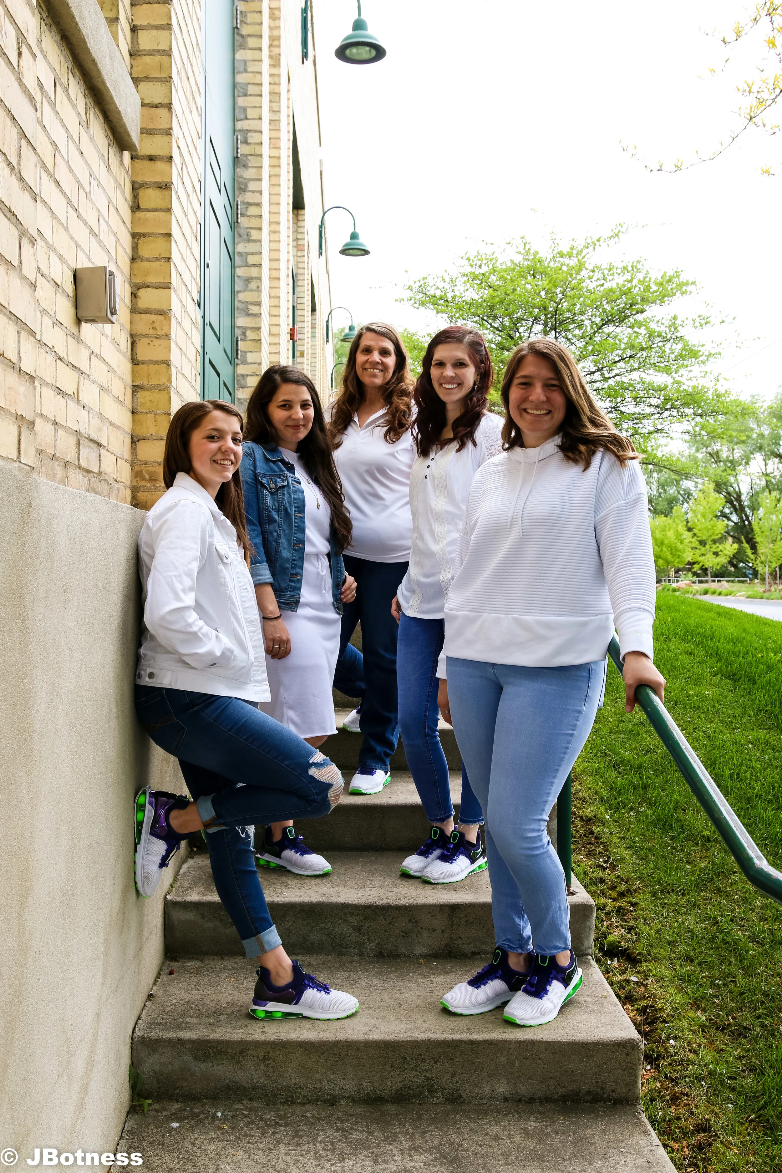 Family Photos 2019-102-2.jpg