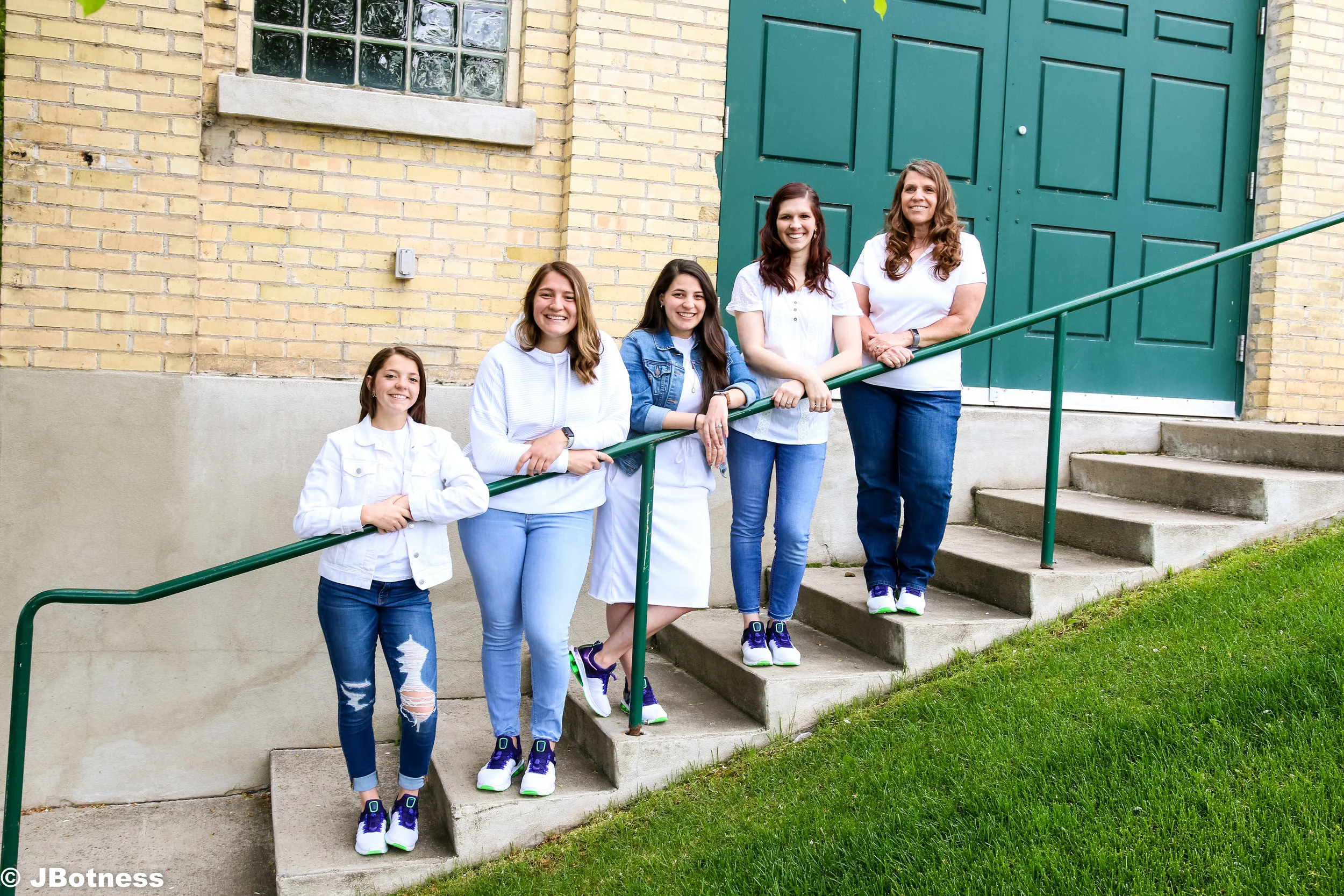 Family Photos 2019-113-2.jpg