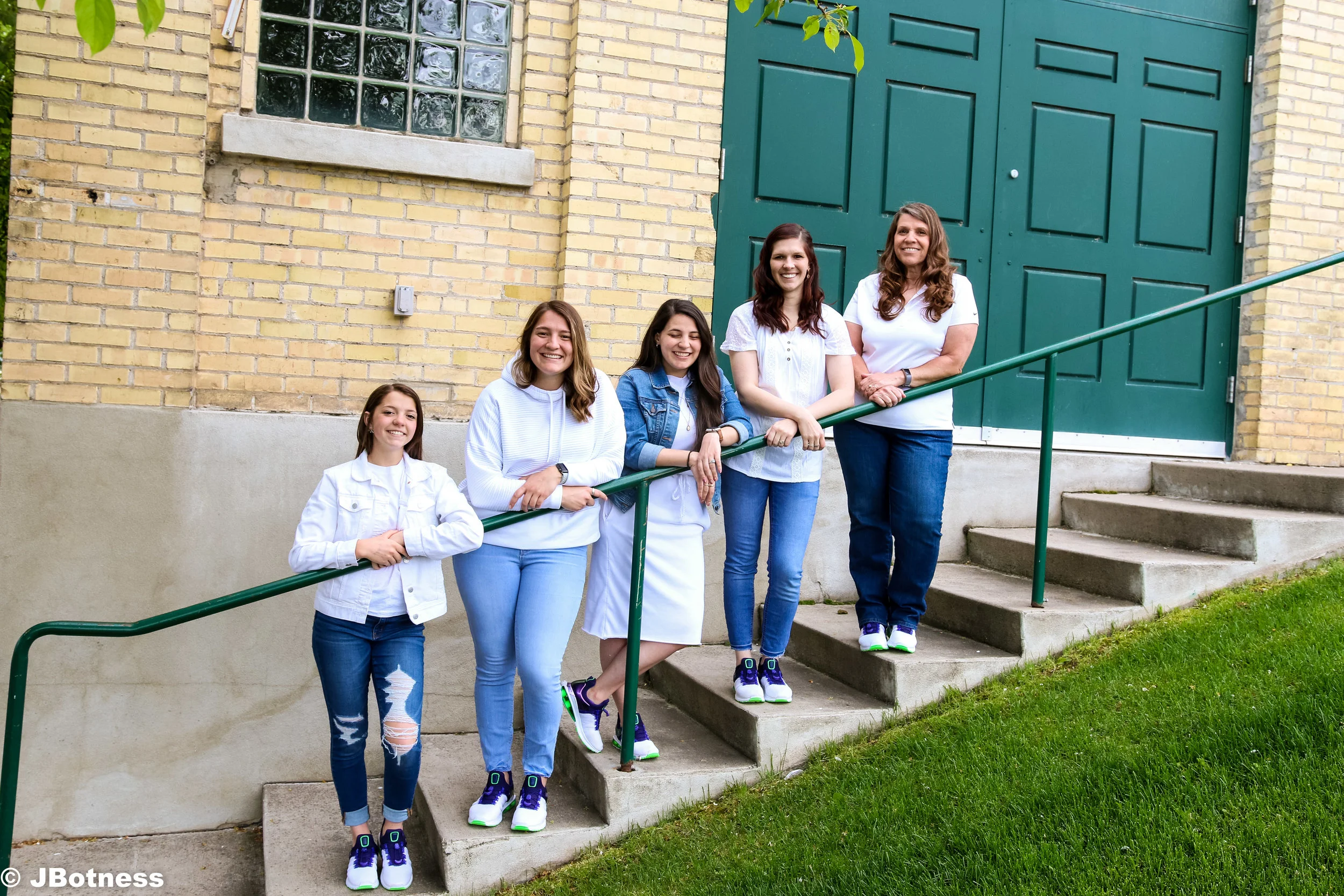 Family Photos 2019-120-2.jpg