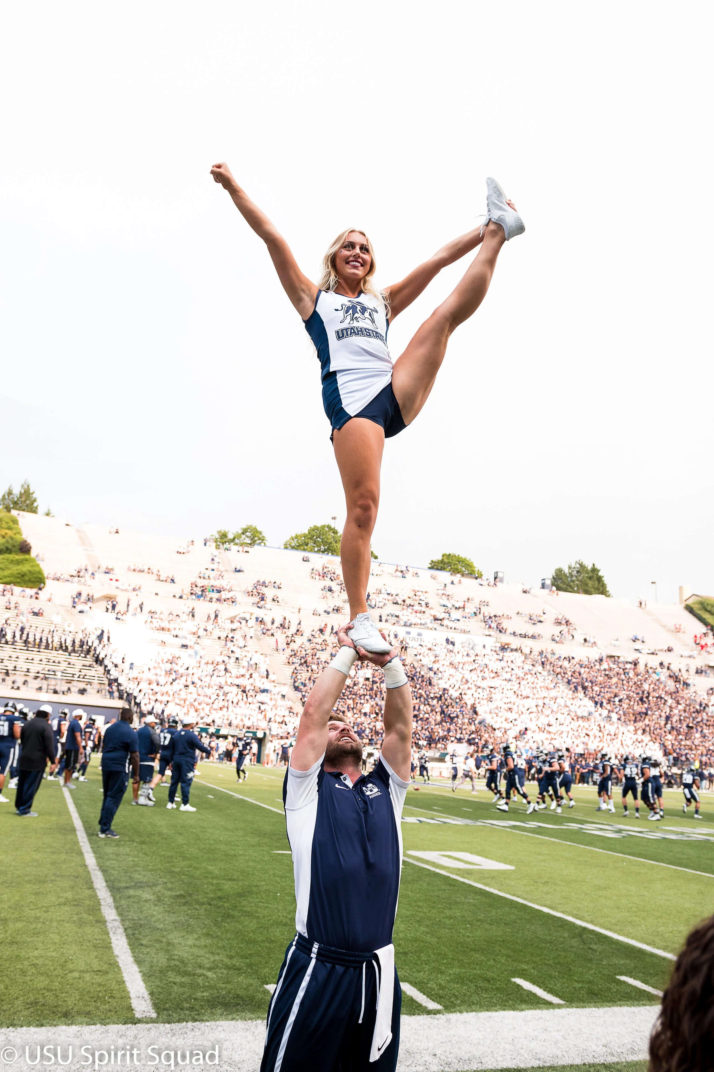 2019-2020_FB_USUvsStonyBrook-8118.jpg