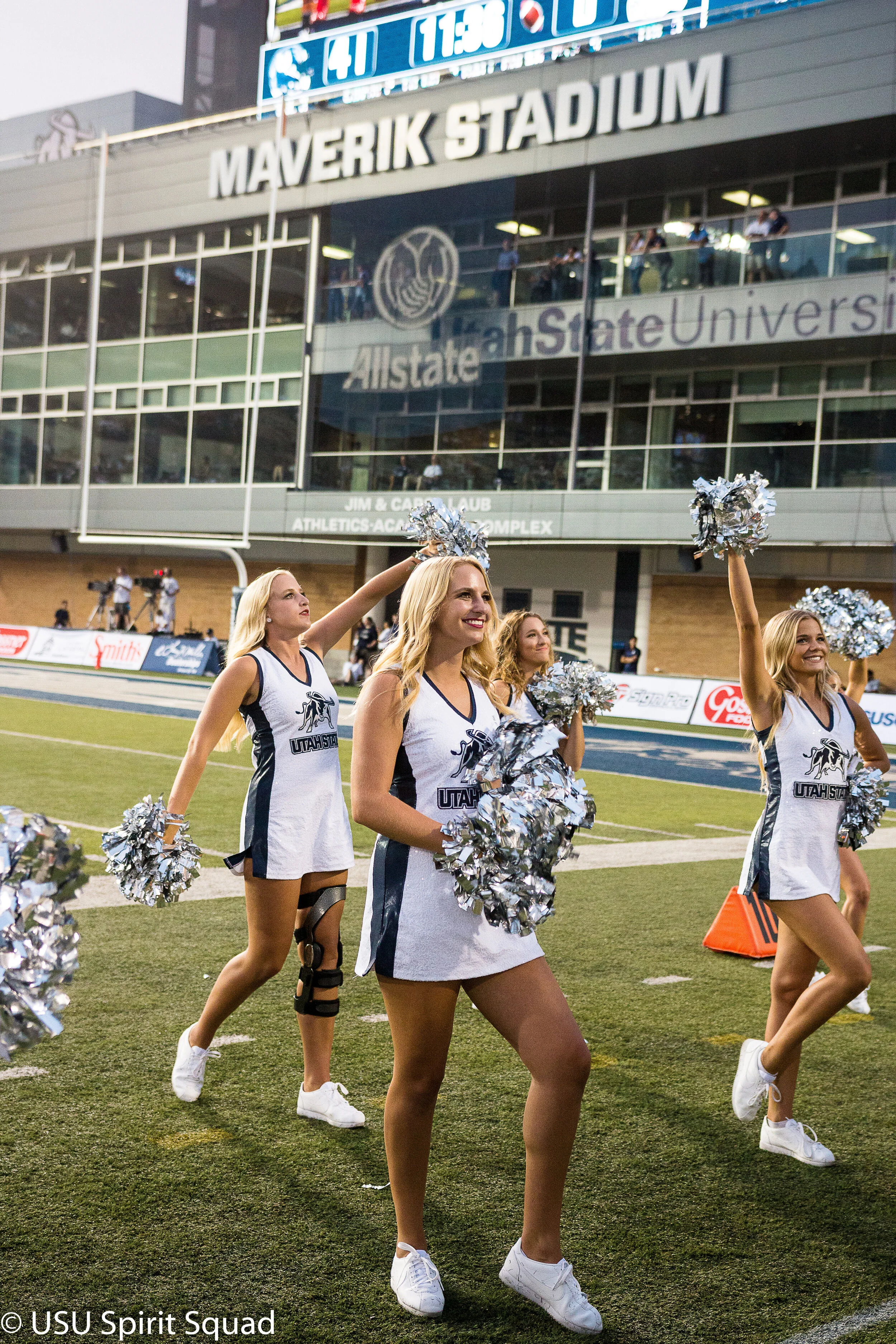 2019-2020_FB_USUvsStonyBrook-8472.jpg
