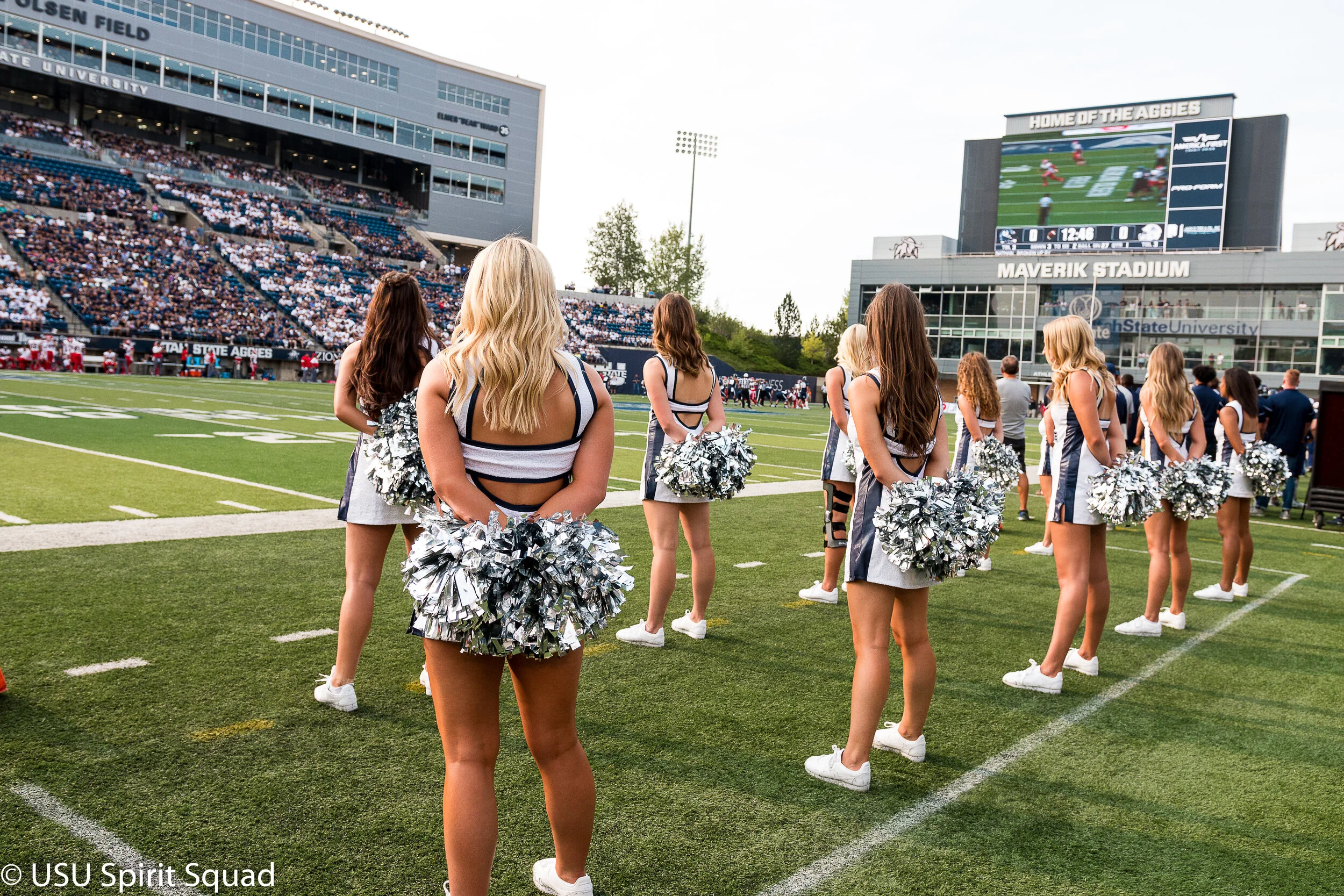 2019-2020_FB_USUvsStonyBrook-8210.jpg