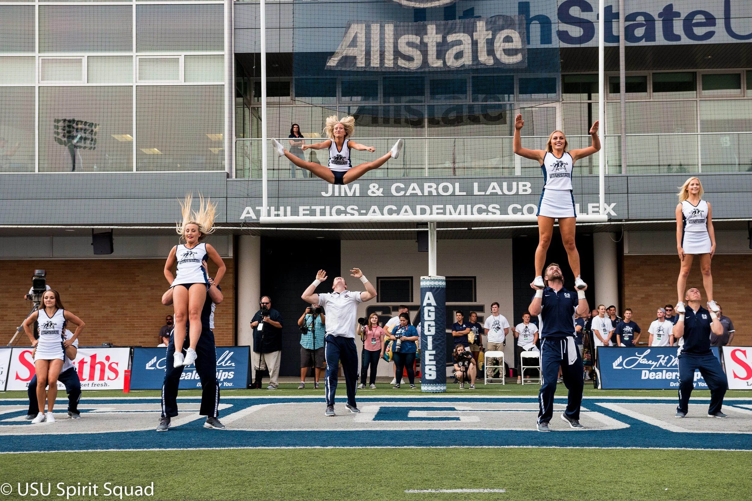 2019-2020_FB_USUvsStonyBrook-8238.jpg