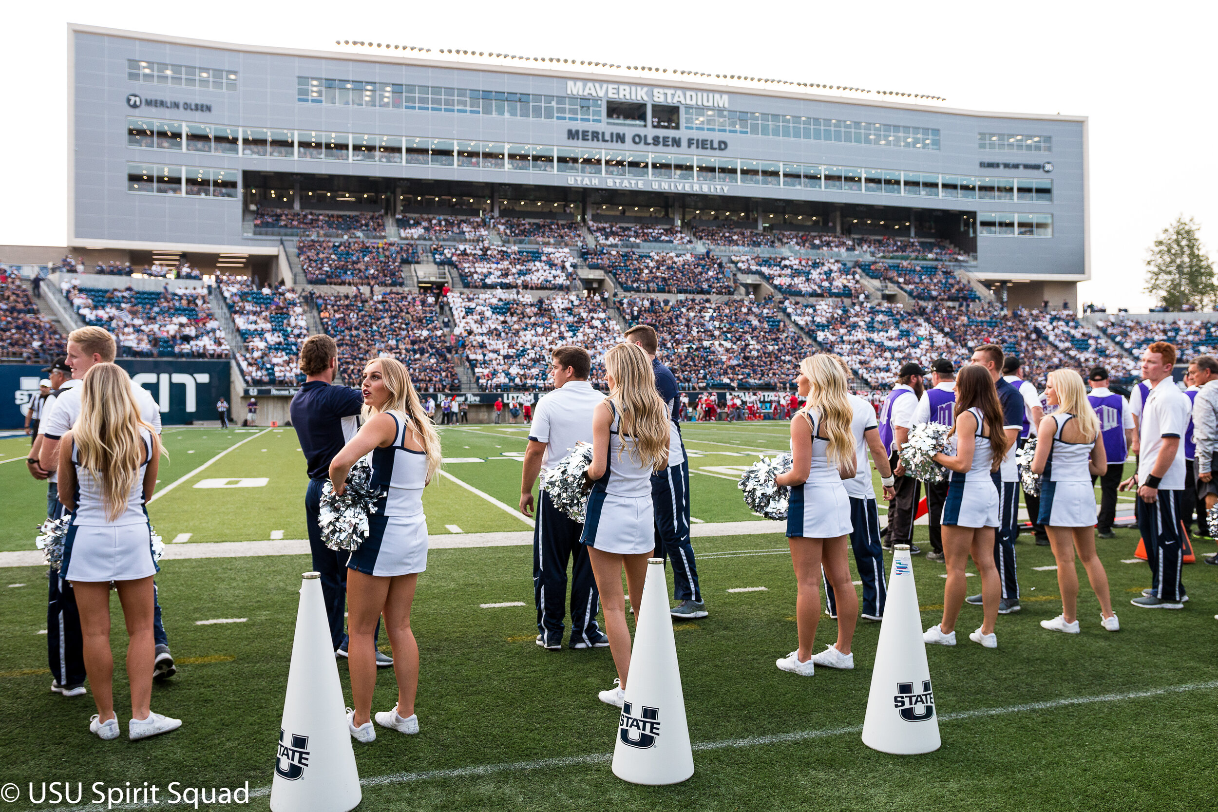 2019-2020_FB_USUvsStonyBrook-8281.jpg