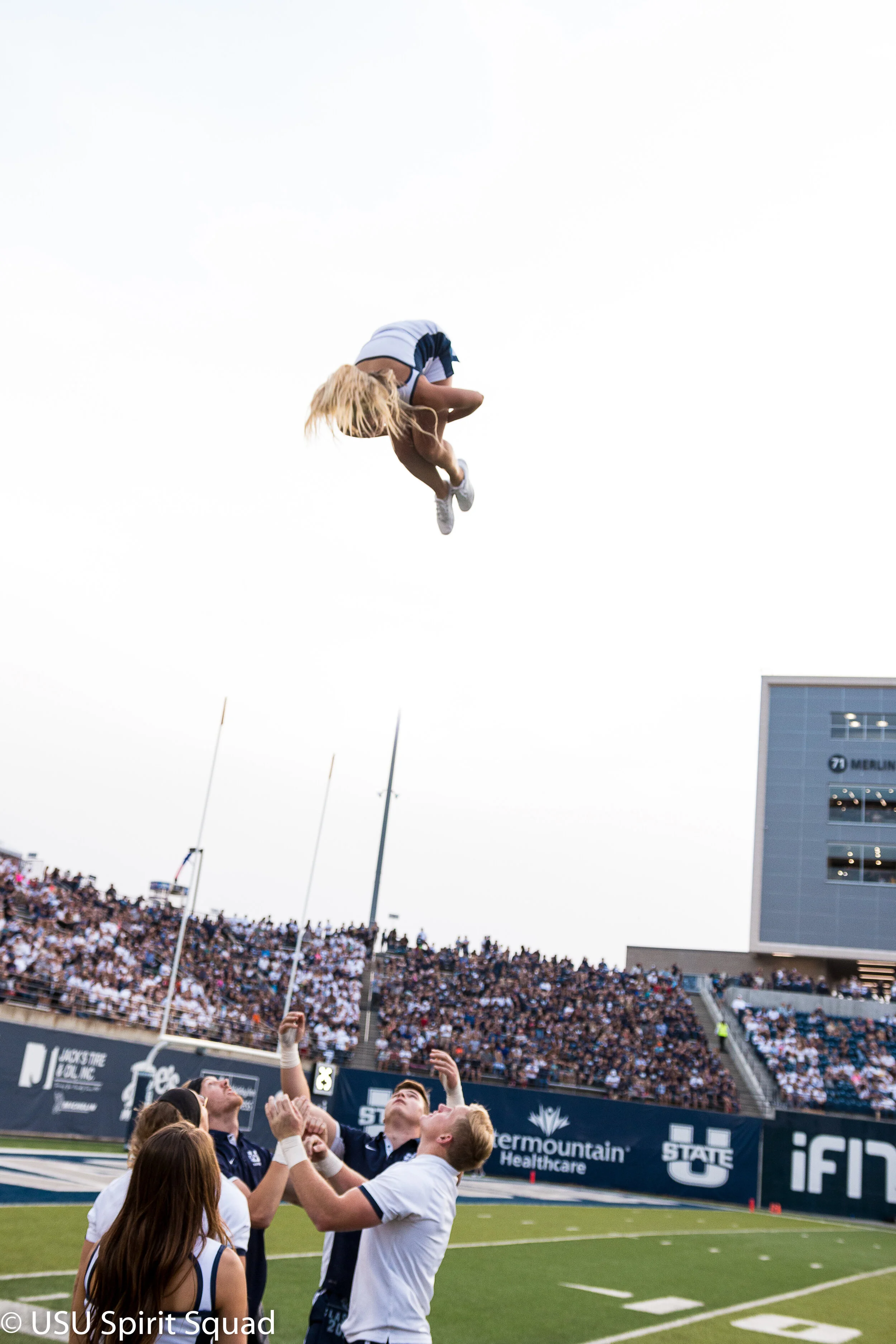 2019-2020_FB_USUvsStonyBrook-8333.jpg