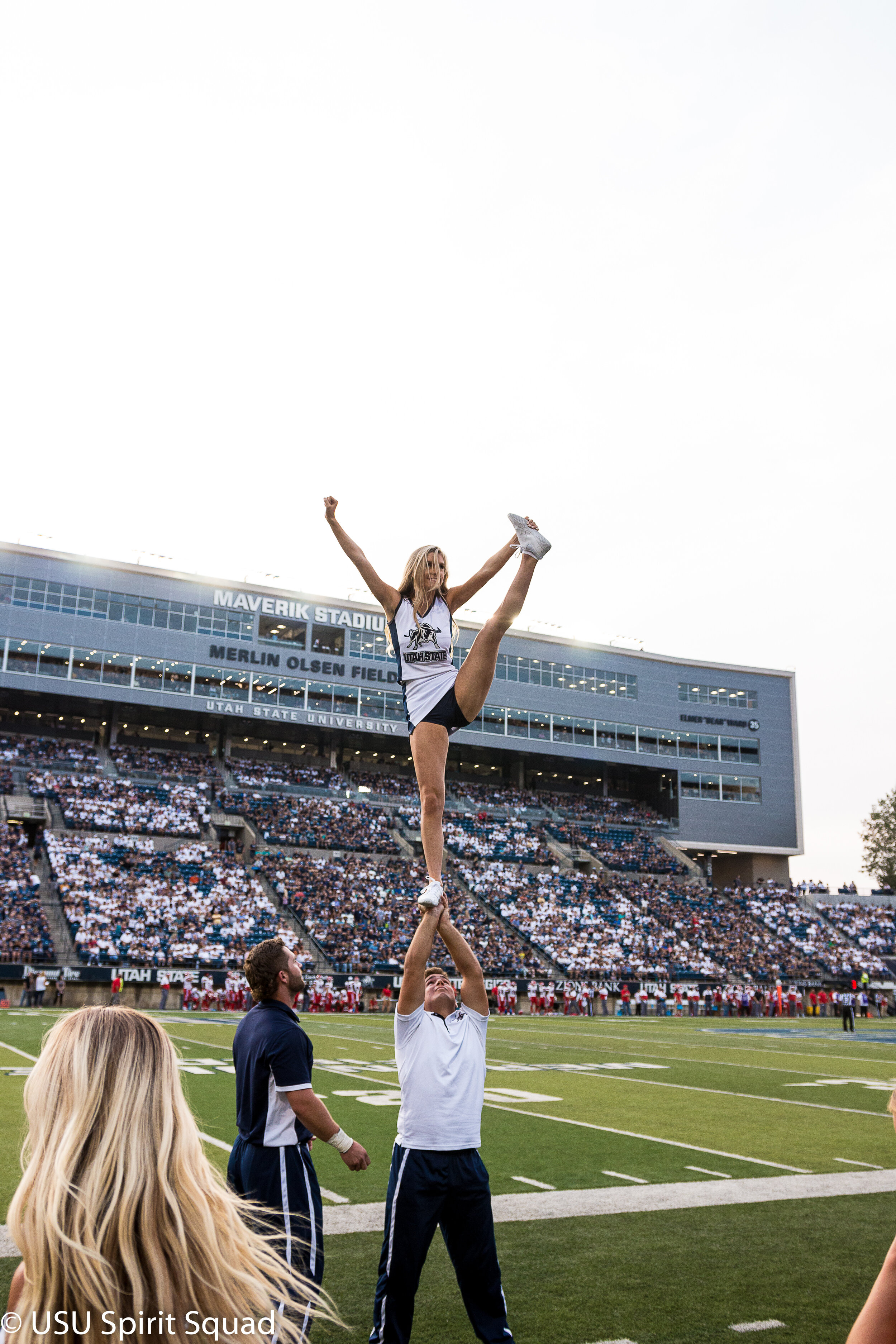 2019-2020_FB_USUvsStonyBrook-8357.jpg