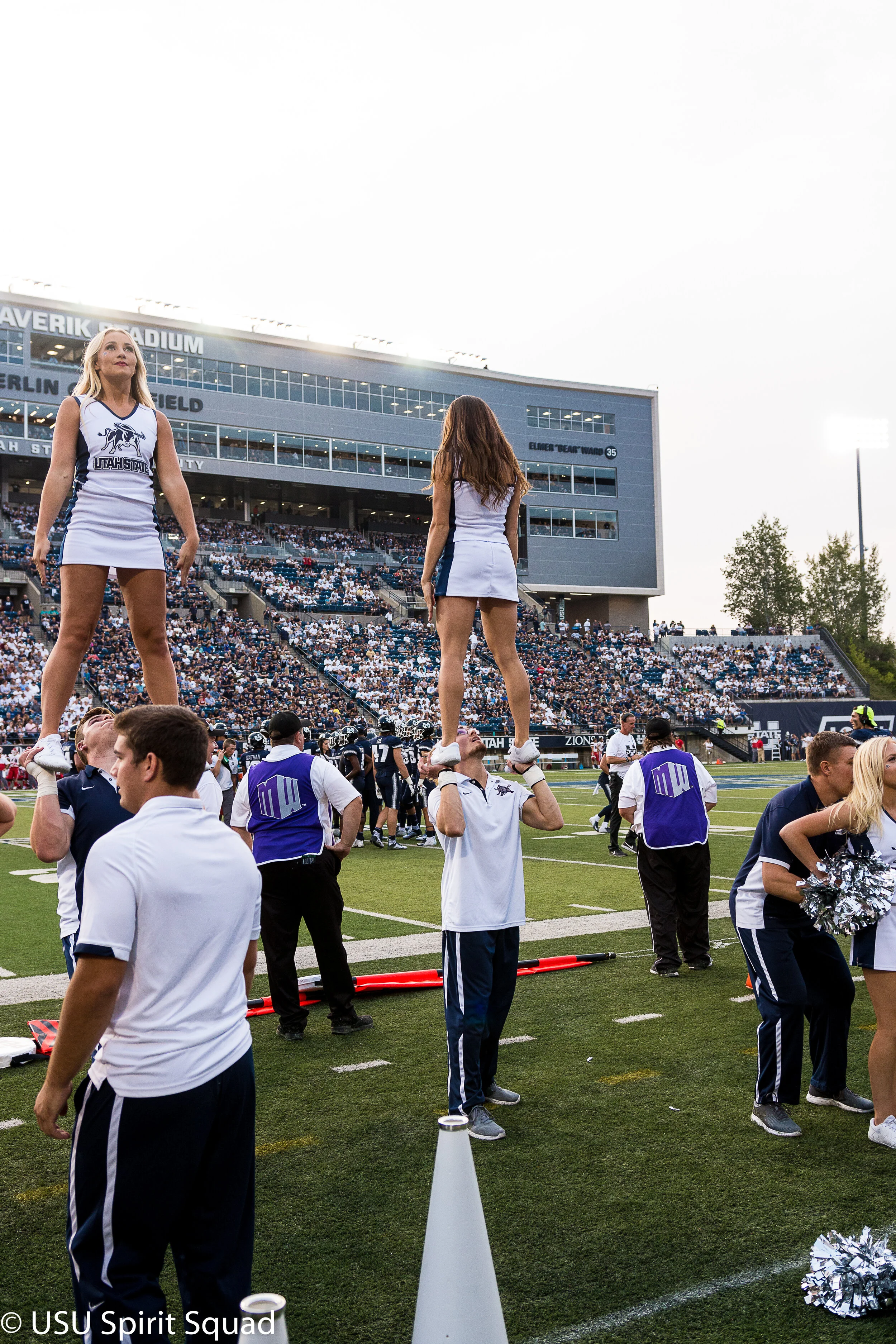 2019-2020_FB_USUvsStonyBrook-8362.jpg