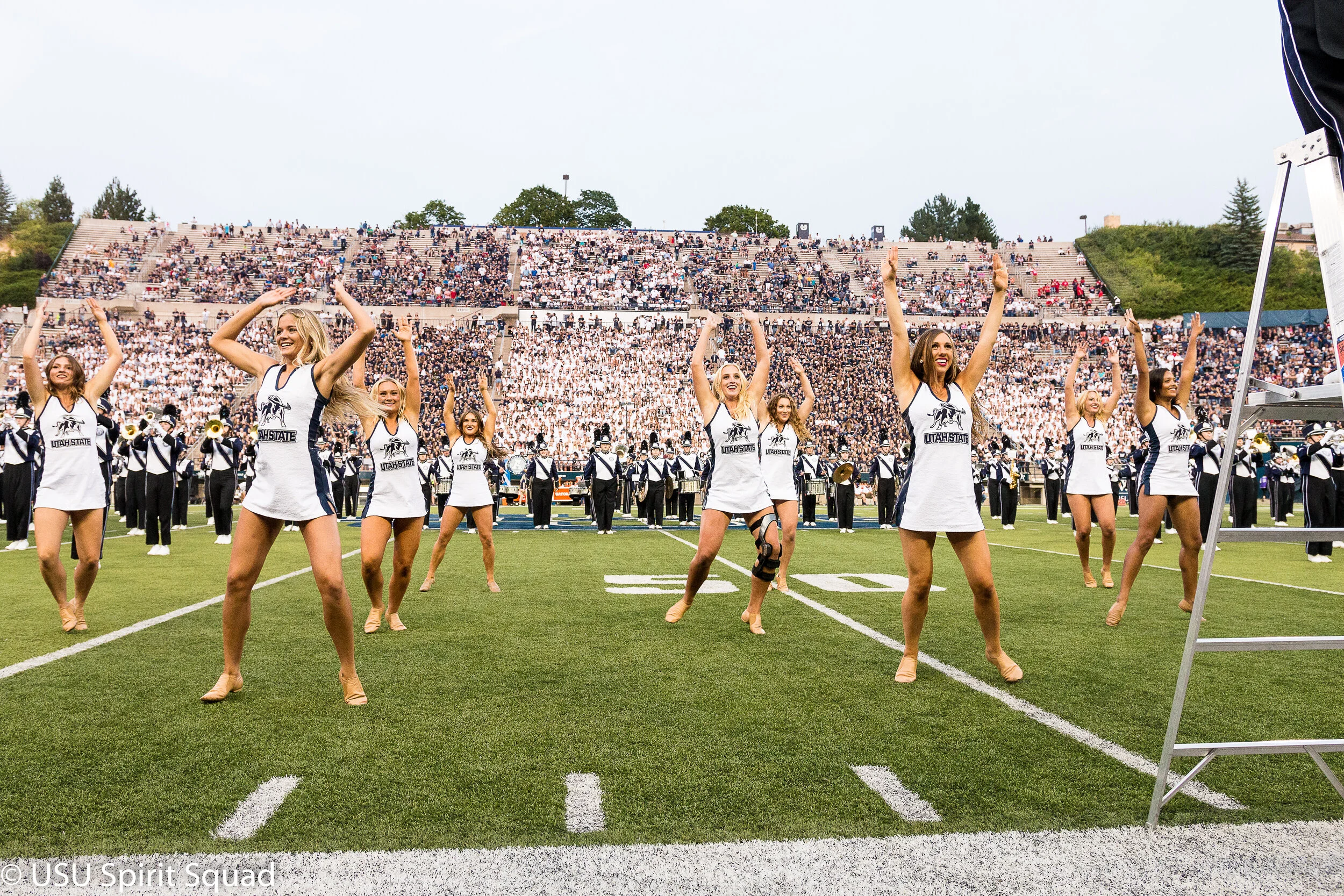 2019-2020_FB_USUvsStonyBrook-8409.jpg