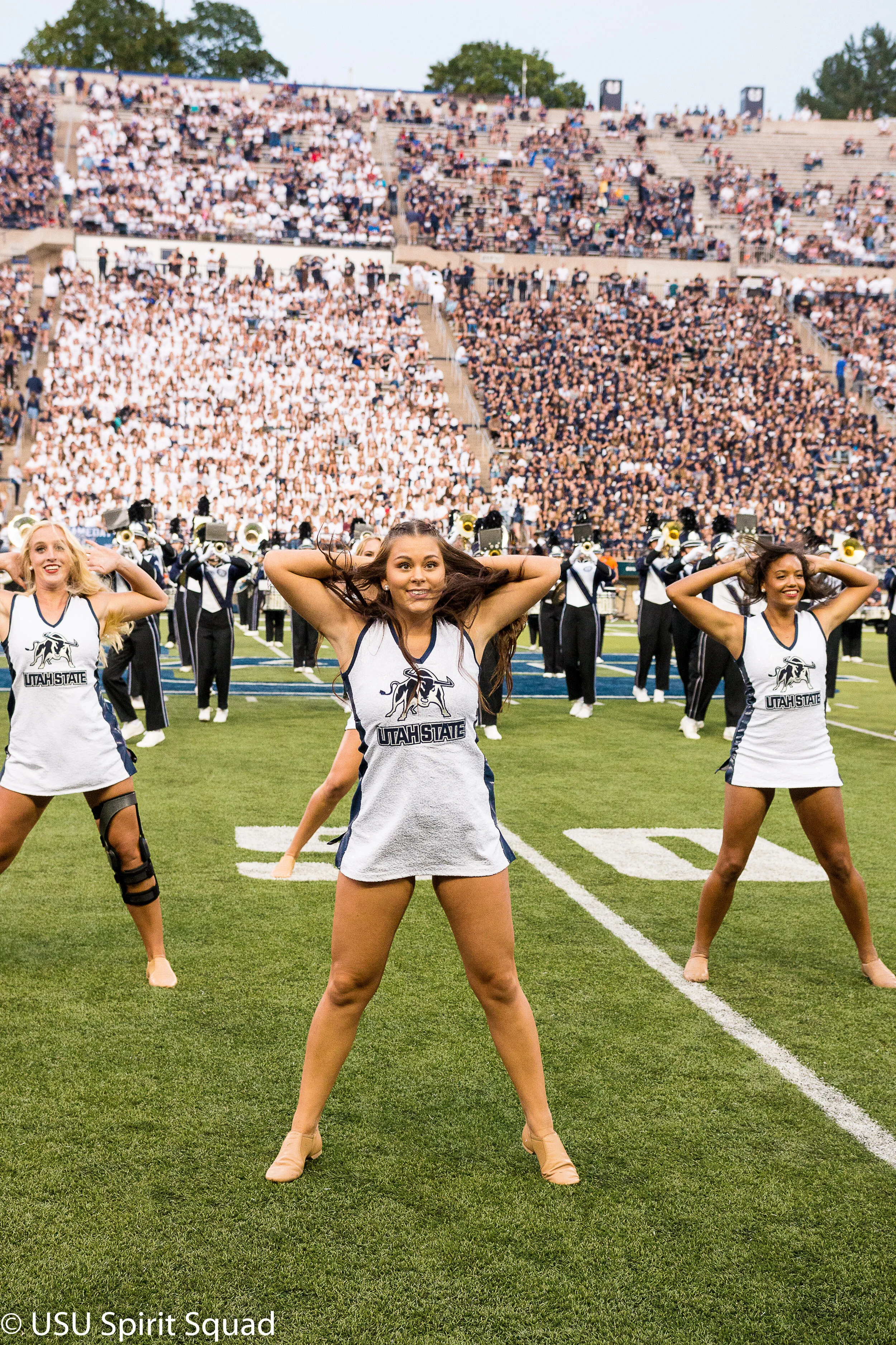 2019-2020_FB_USUvsStonyBrook-8421.jpg