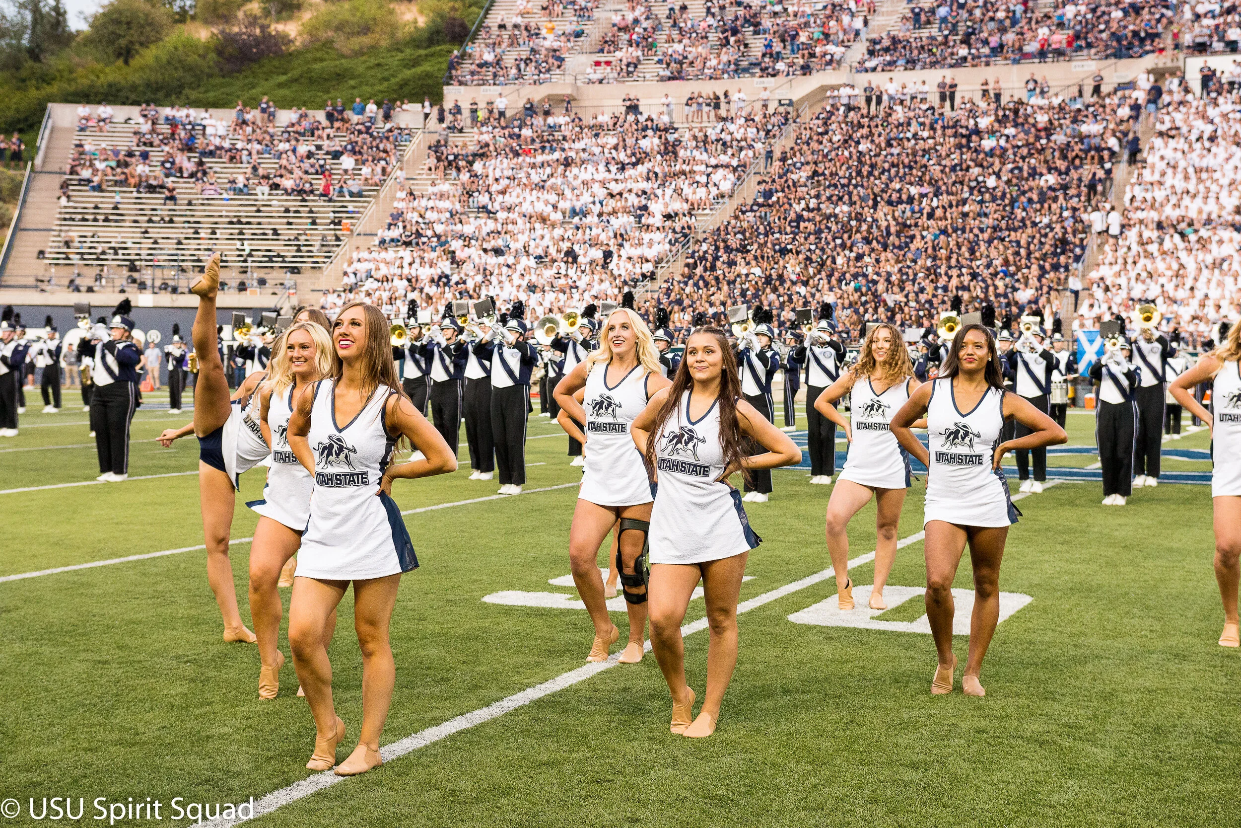 2019-2020_FB_USUvsStonyBrook-8439.jpg
