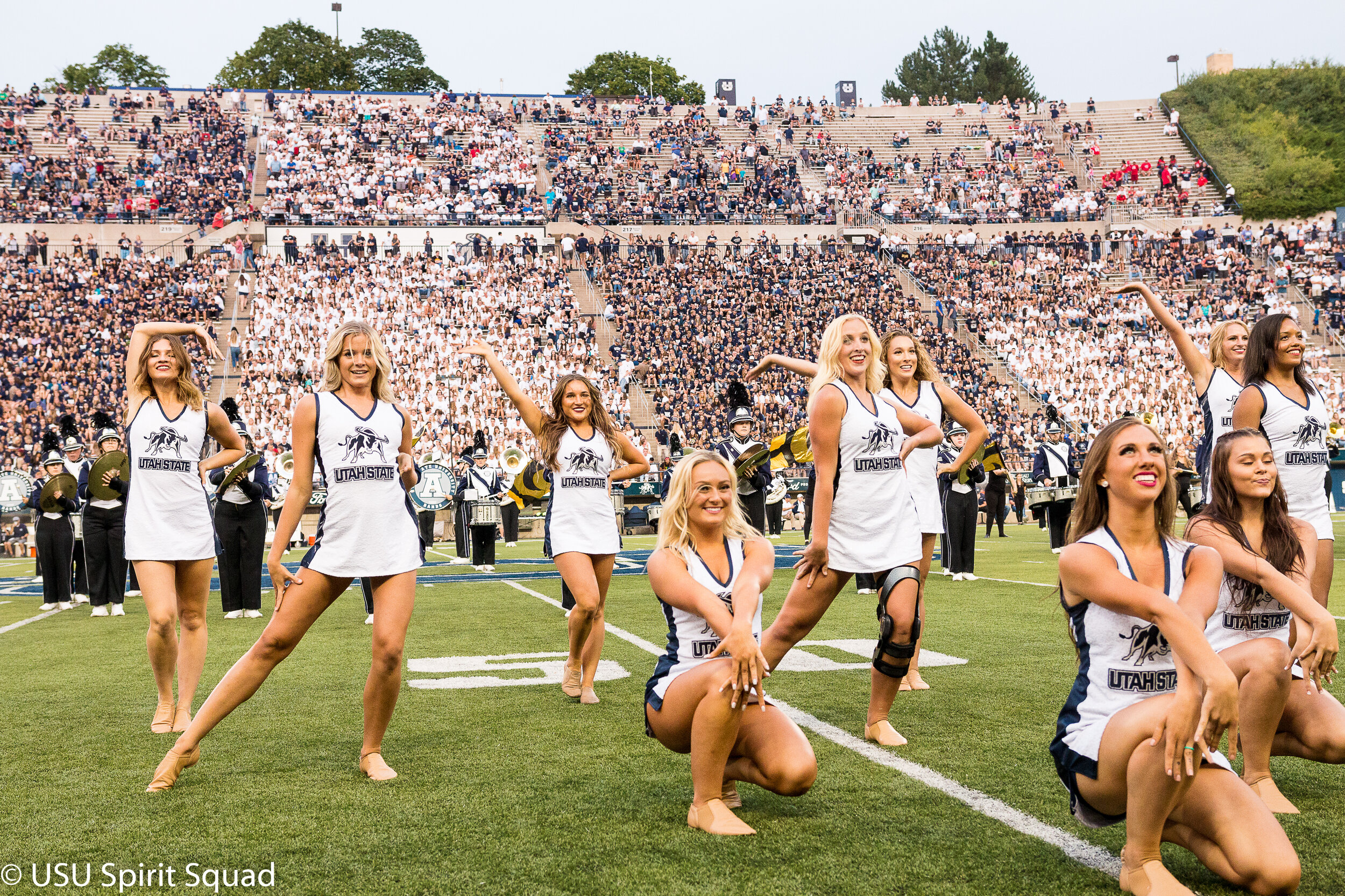 2019-2020_FB_USUvsStonyBrook-8461.jpg