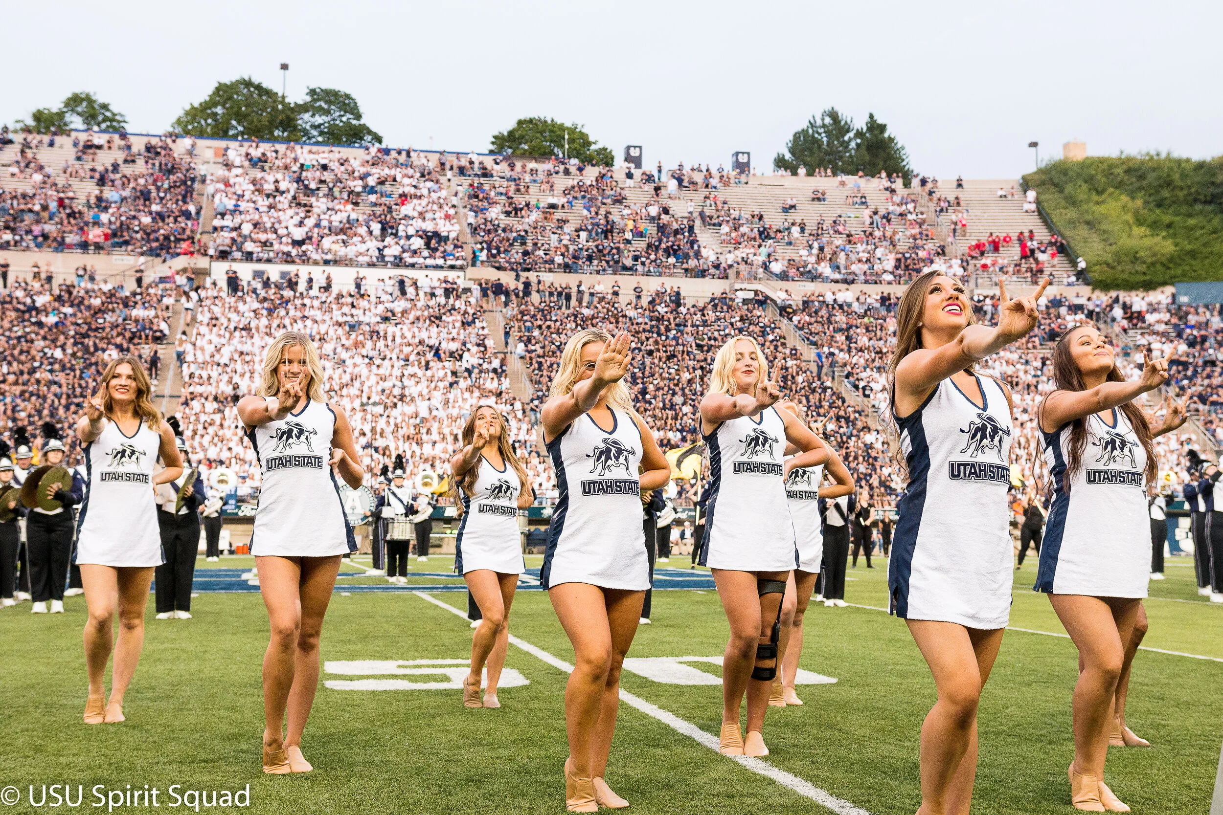 2019-2020_FB_USUvsStonyBrook-8464.jpg