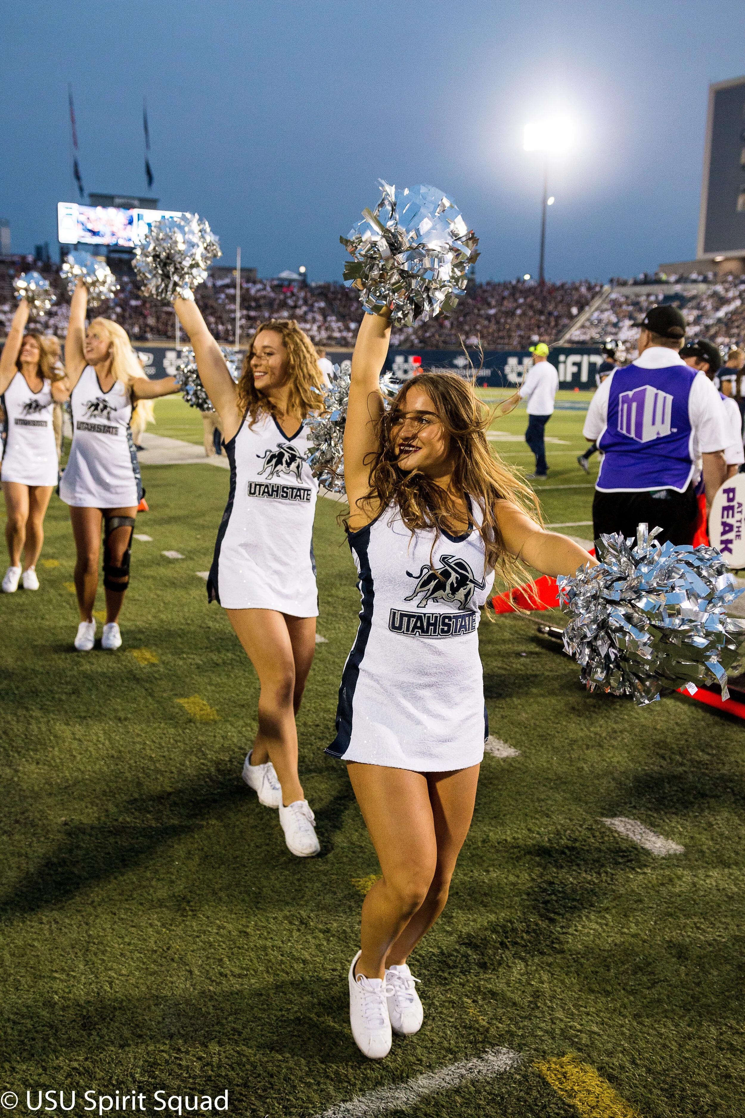 2019-2020_FB_USUvsStonyBrook-8480.jpg