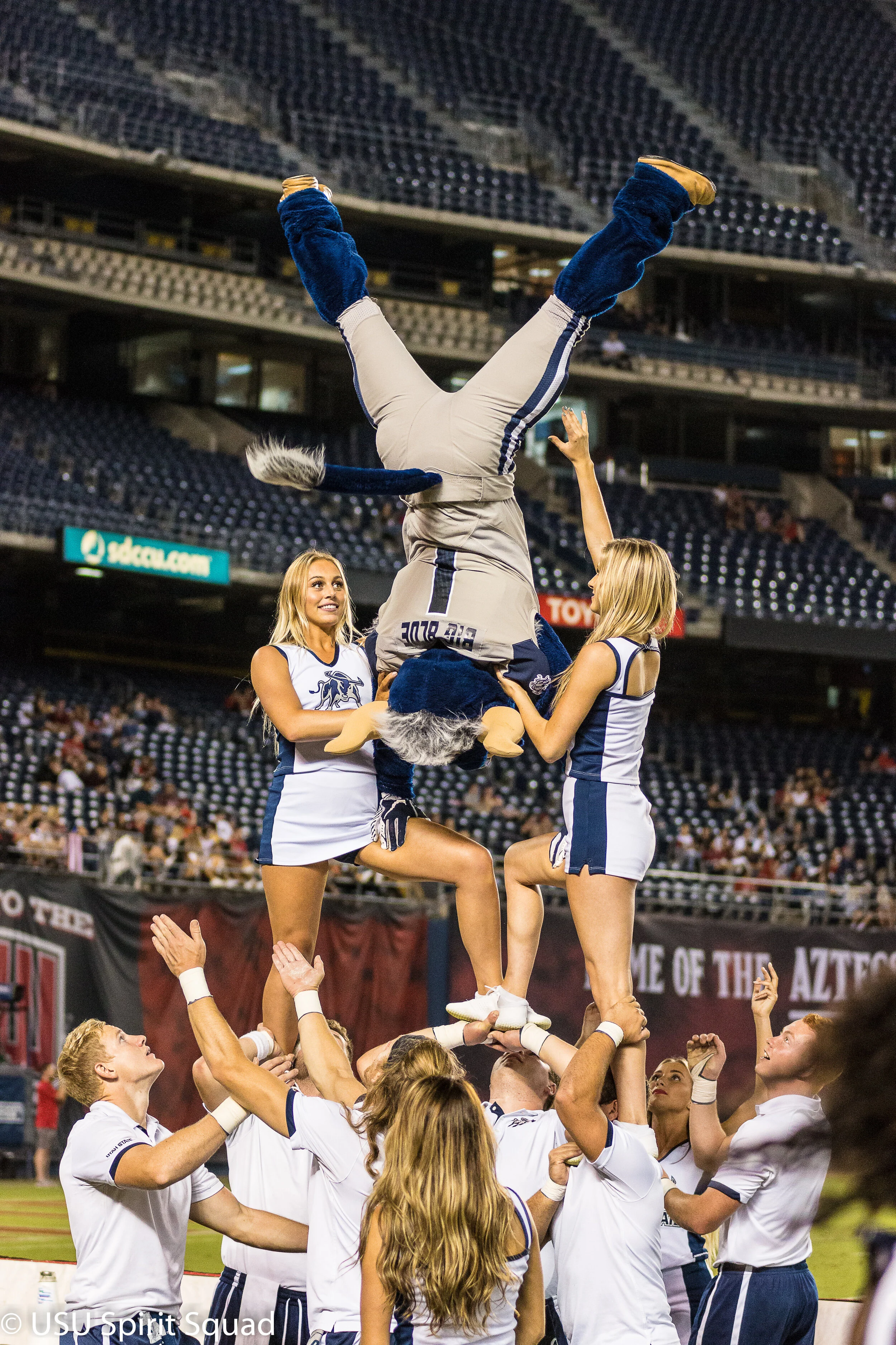 2019-2020_FB_USUvsSandiego (236 of 284).JPG