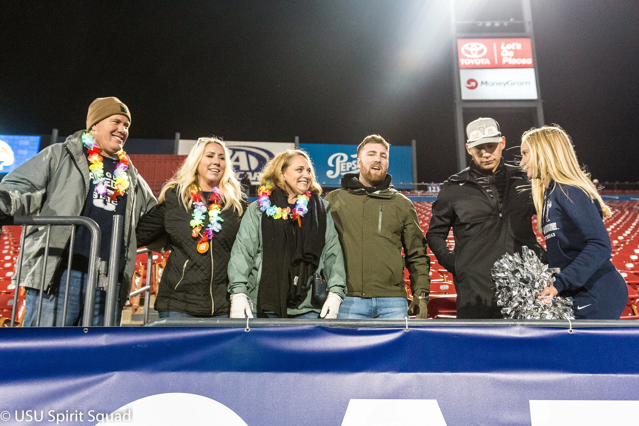 2019-2020_FB_USUvsBowlgame (362 of 378).JPG