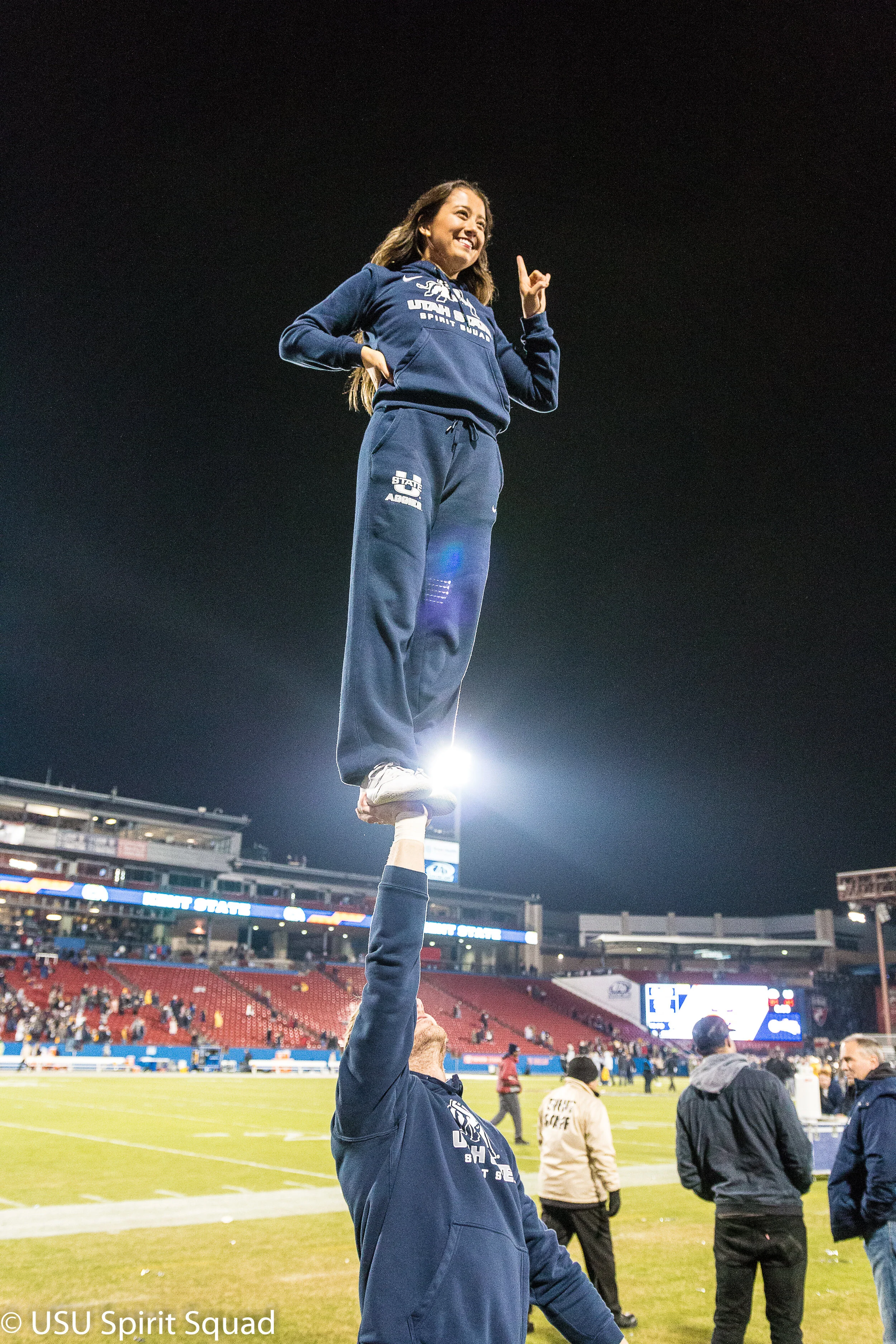 2019-2020_FB_USUvsBowlgame (373 of 378).JPG