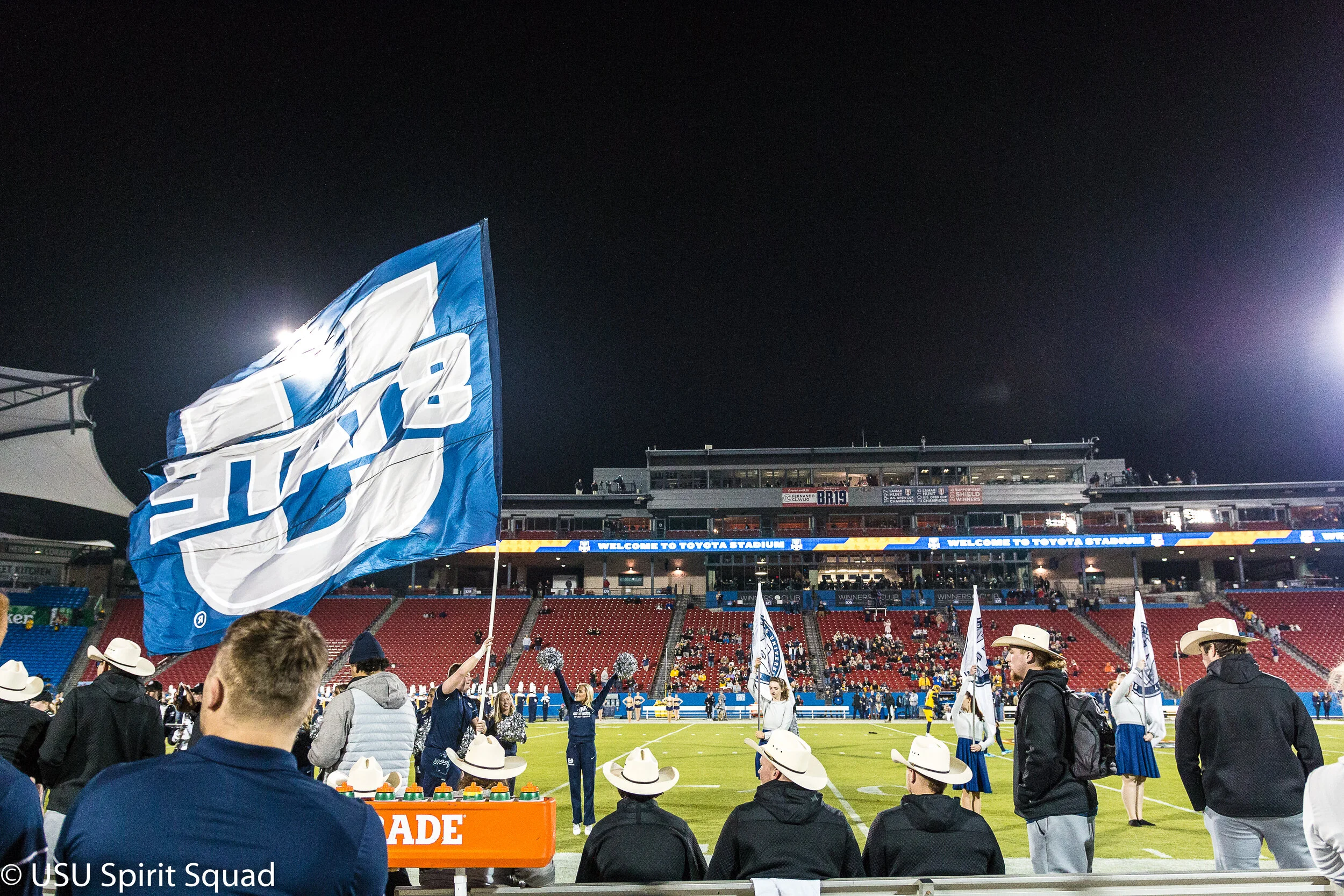 2019-2020_FB_USUvsBowlgame (88 of 378).JPG