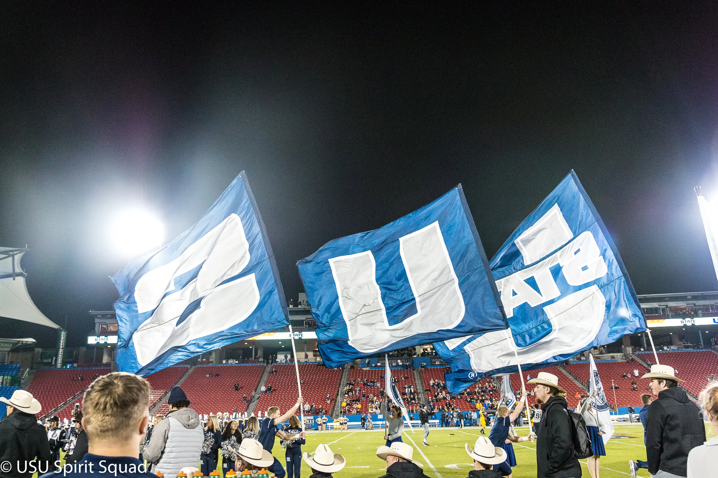 2019-2020_FB_USUvsBowlgame (92 of 378).JPG