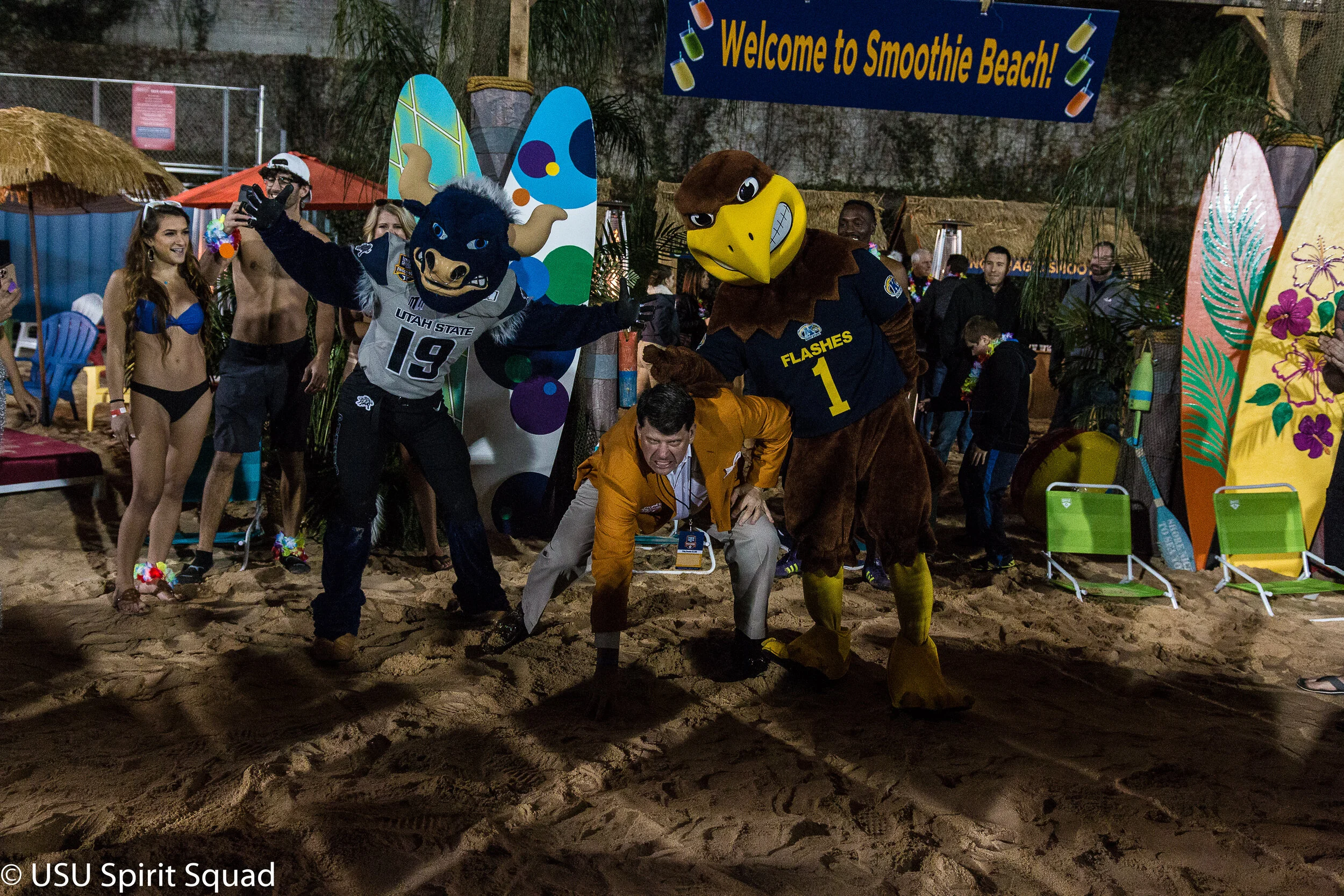 2019-2020_FB_USUvsBowlgame (117 of 378).JPG