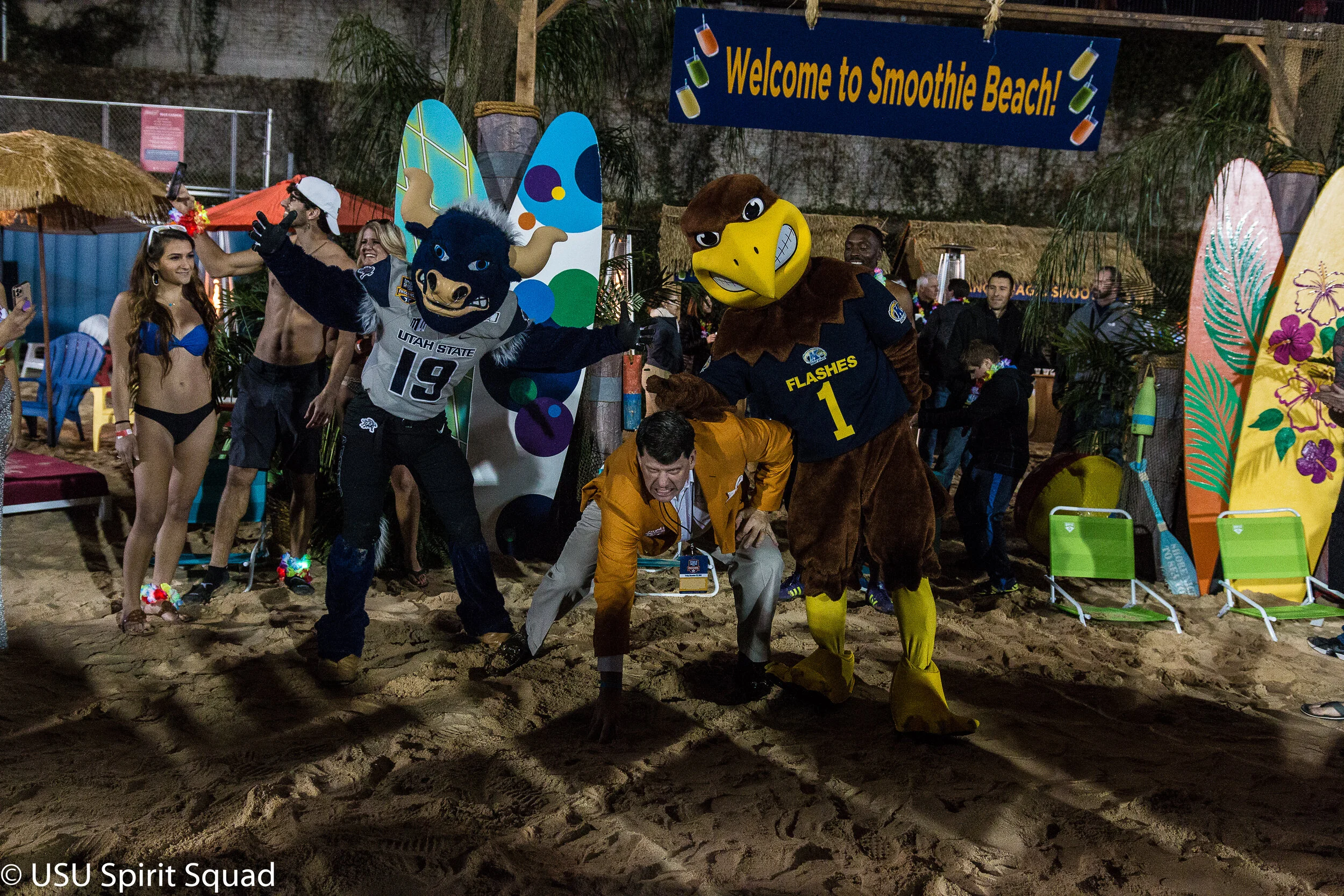 2019-2020_FB_USUvsBowlgame (118 of 378).JPG