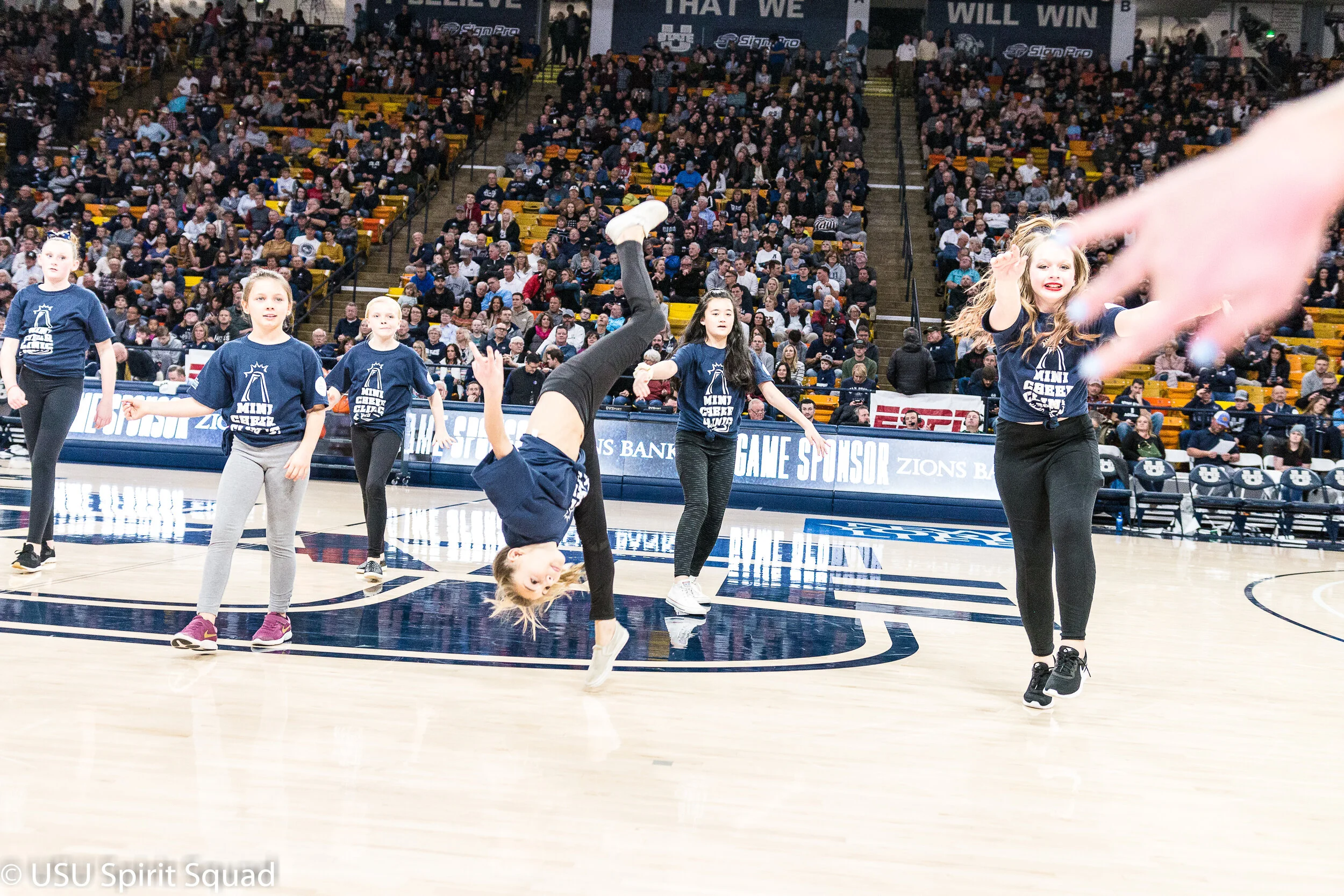 2019-2020_MBB_USUvsColorado_MiniClinic (47 of 220).JPG