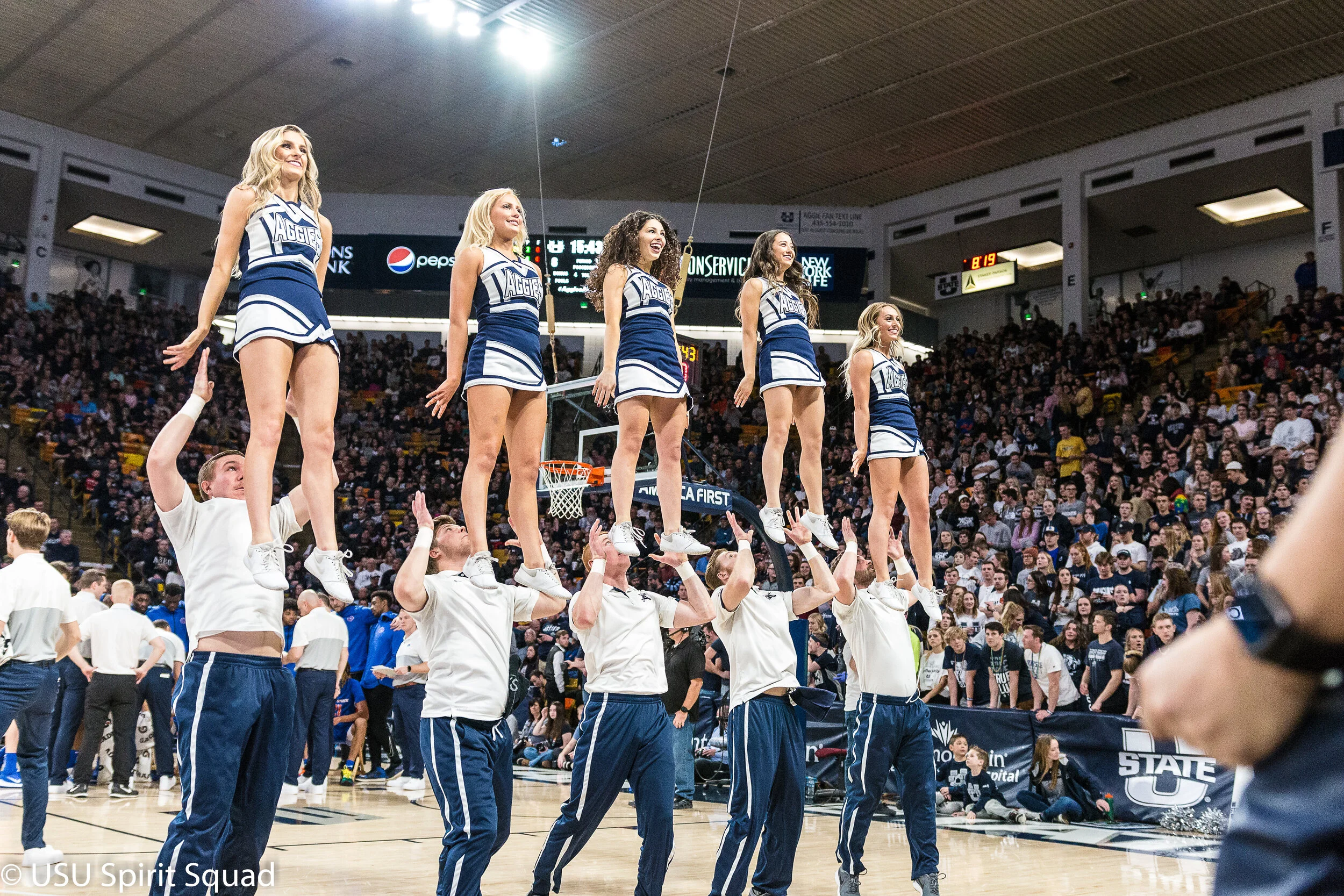 2019-2020_MBB_USUvsBoise-8287.JPG