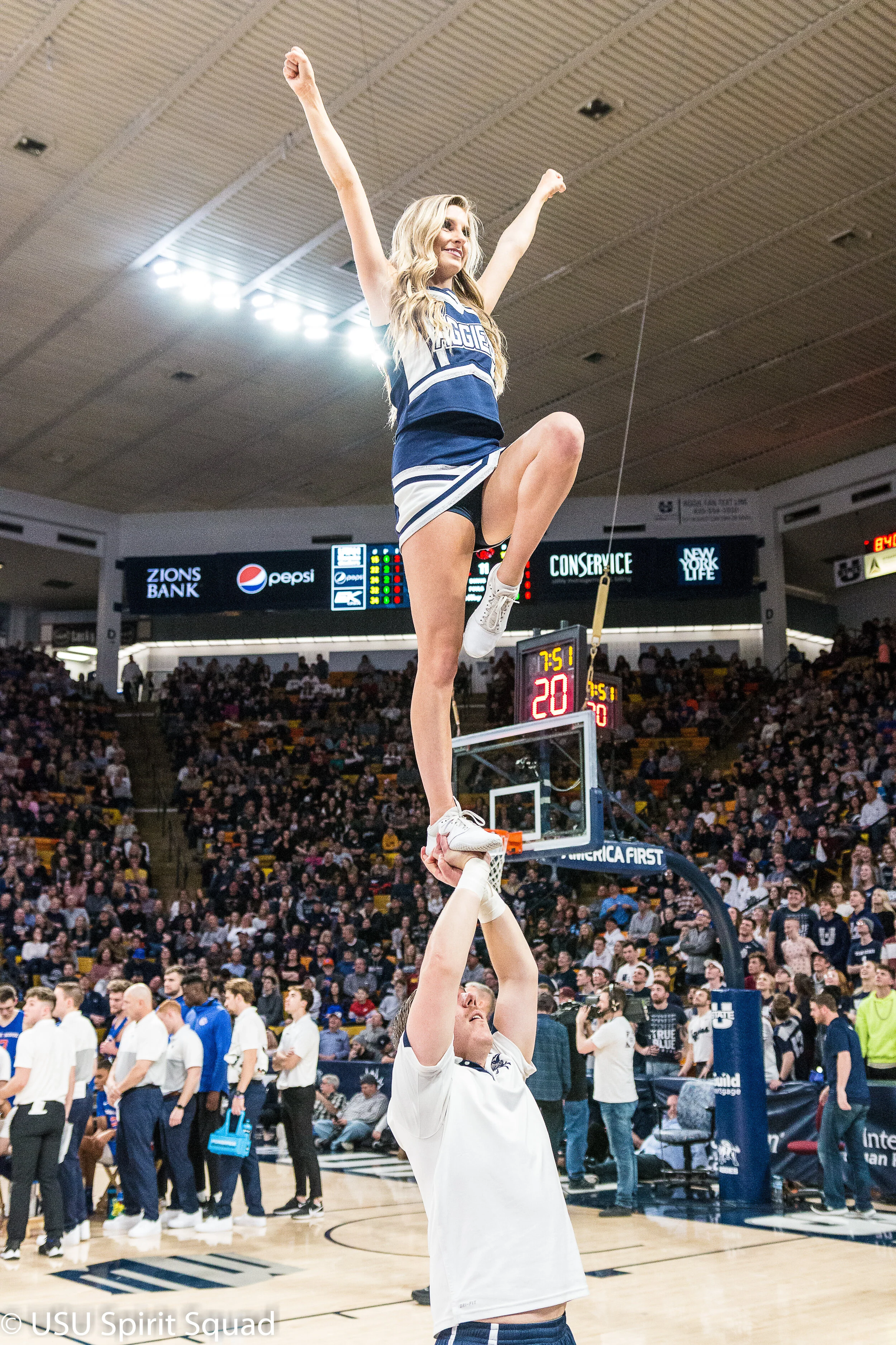 2019-2020_MBB_USUvsBoise-8316.JPG