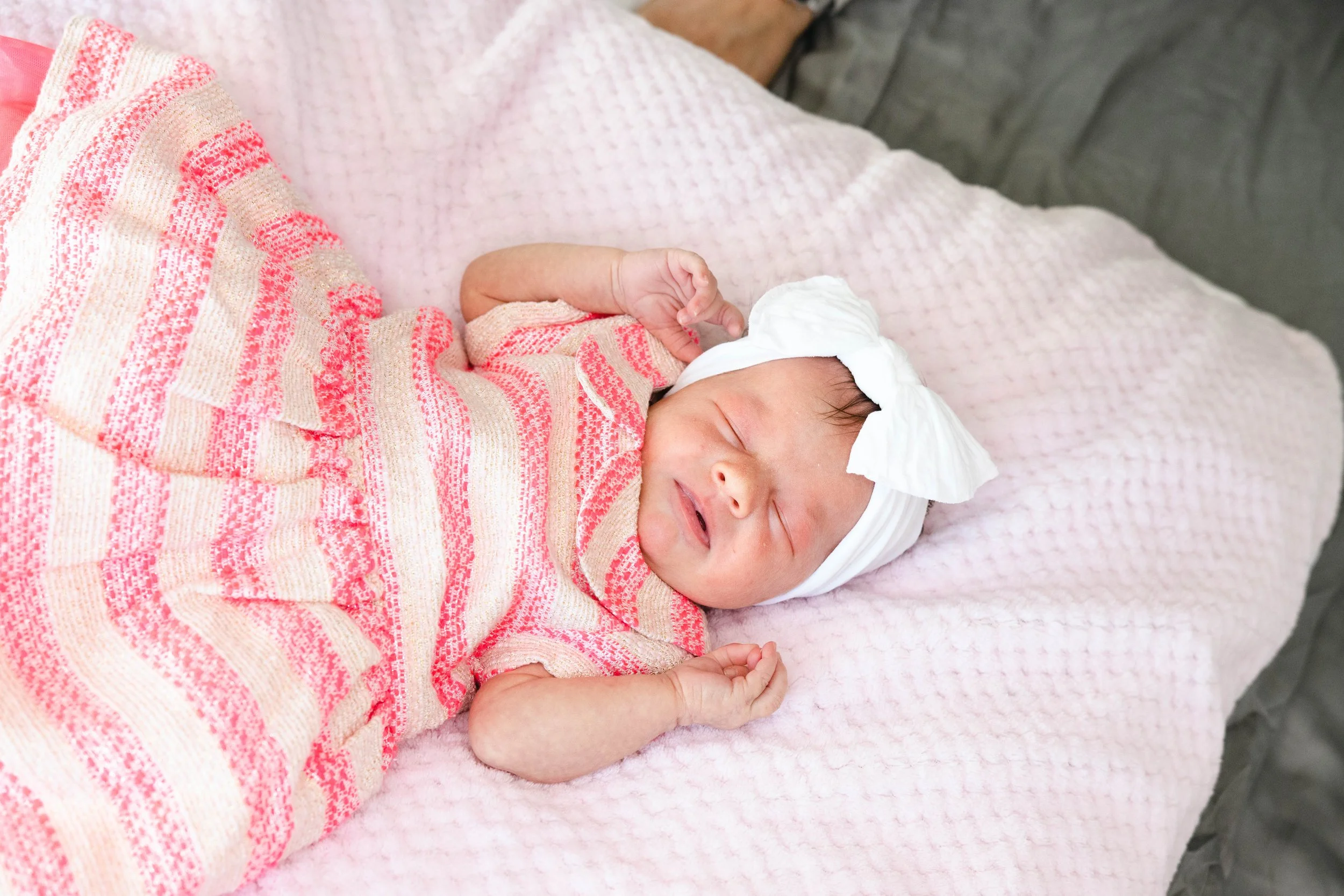 2022_StrattonBaby_Olivia_web-0112.jpg
