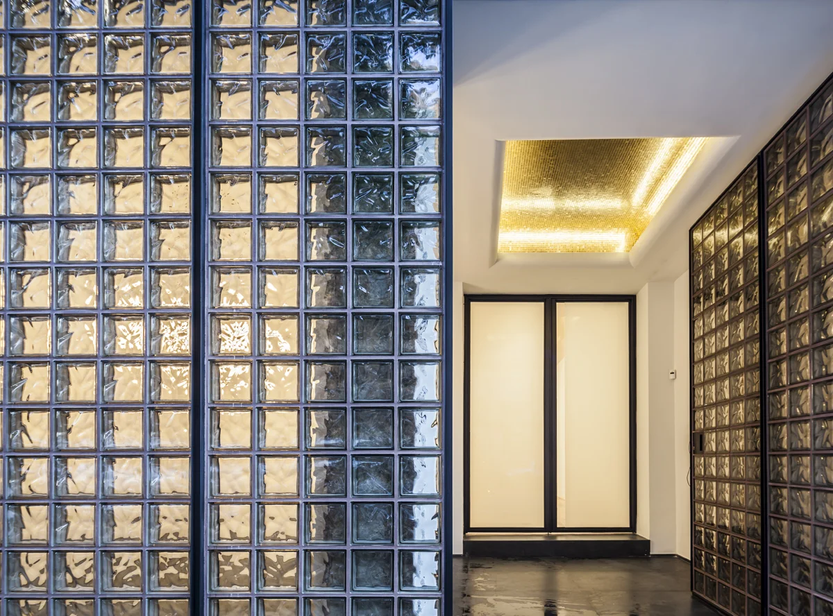 NaharroShowroom_archBuildworks_photoMontseZamorano04.jpg