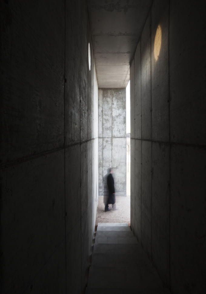 ValdefierroPark_archHFElorza_photoMontseZamorano06.png