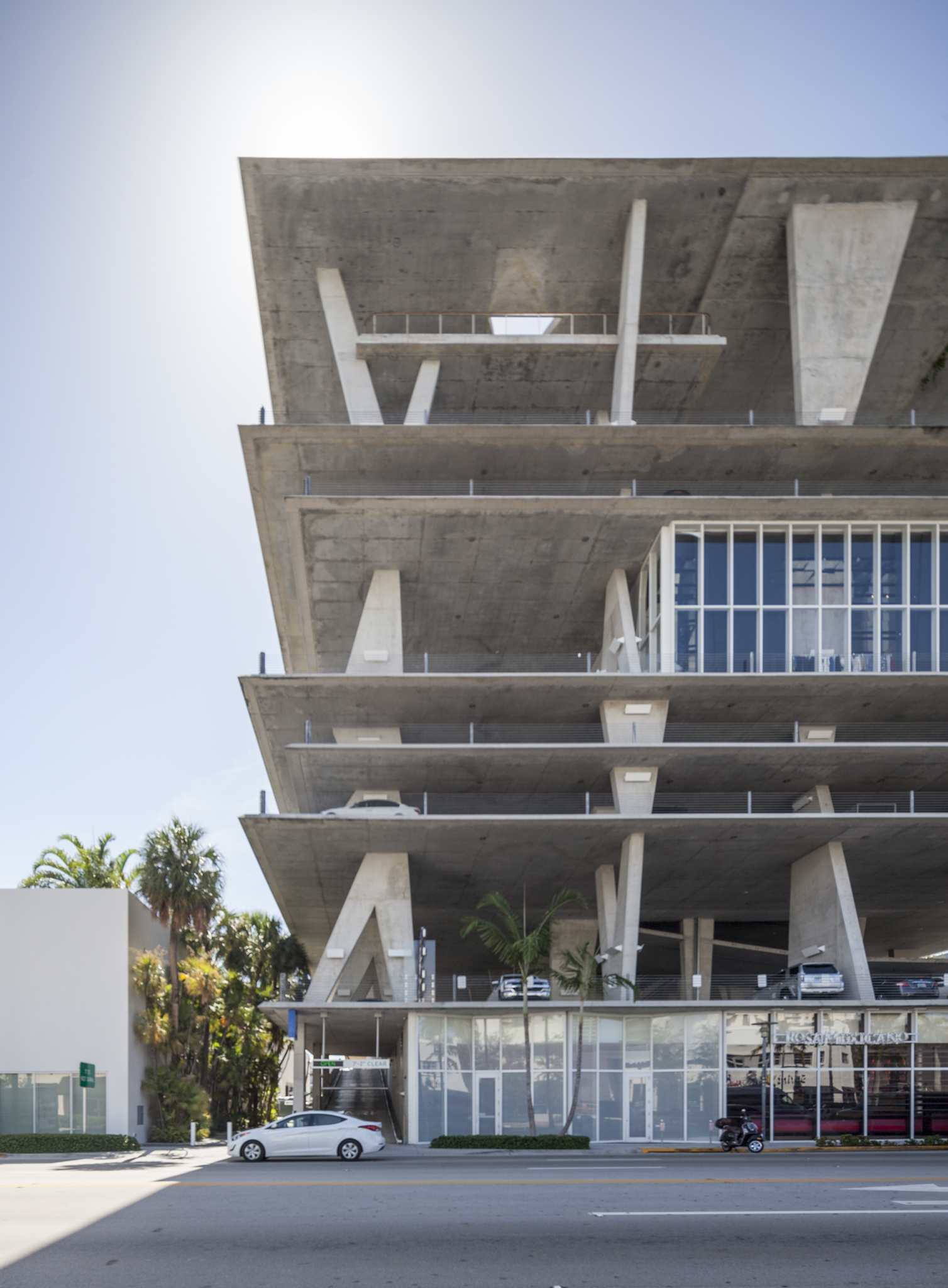 279 1111 Lincoln Road – Herzog & de Meuron