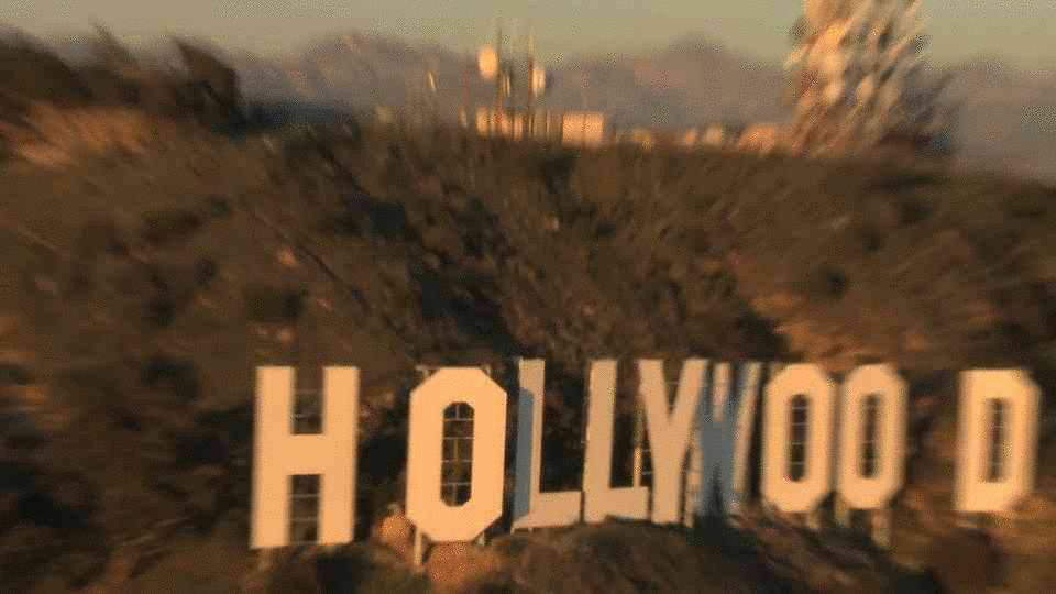 zoom-out-hollywood-sign-SBV-300170390-HD(1).gif
