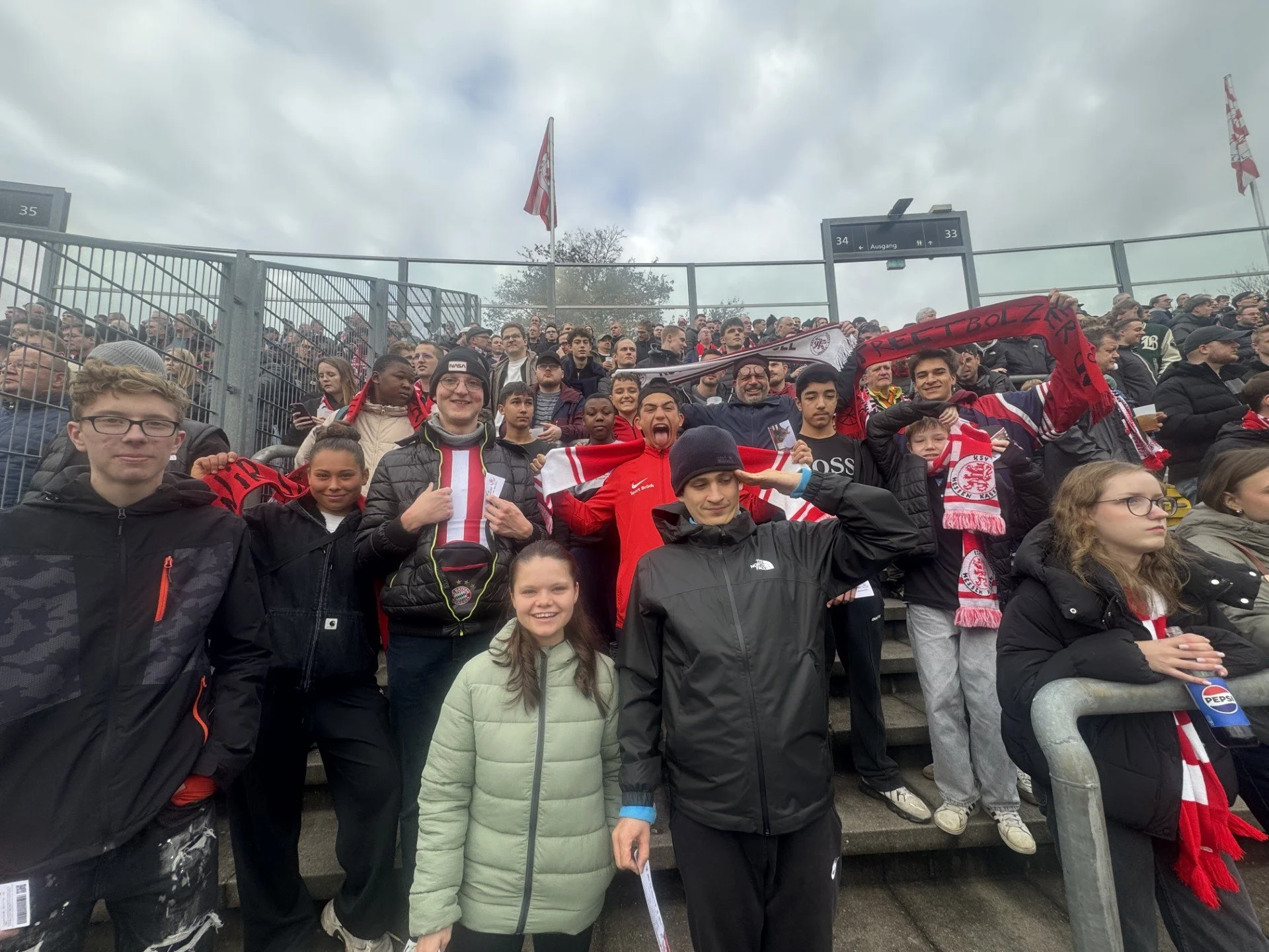 Besuch des Hessen-Derby im Auestadion