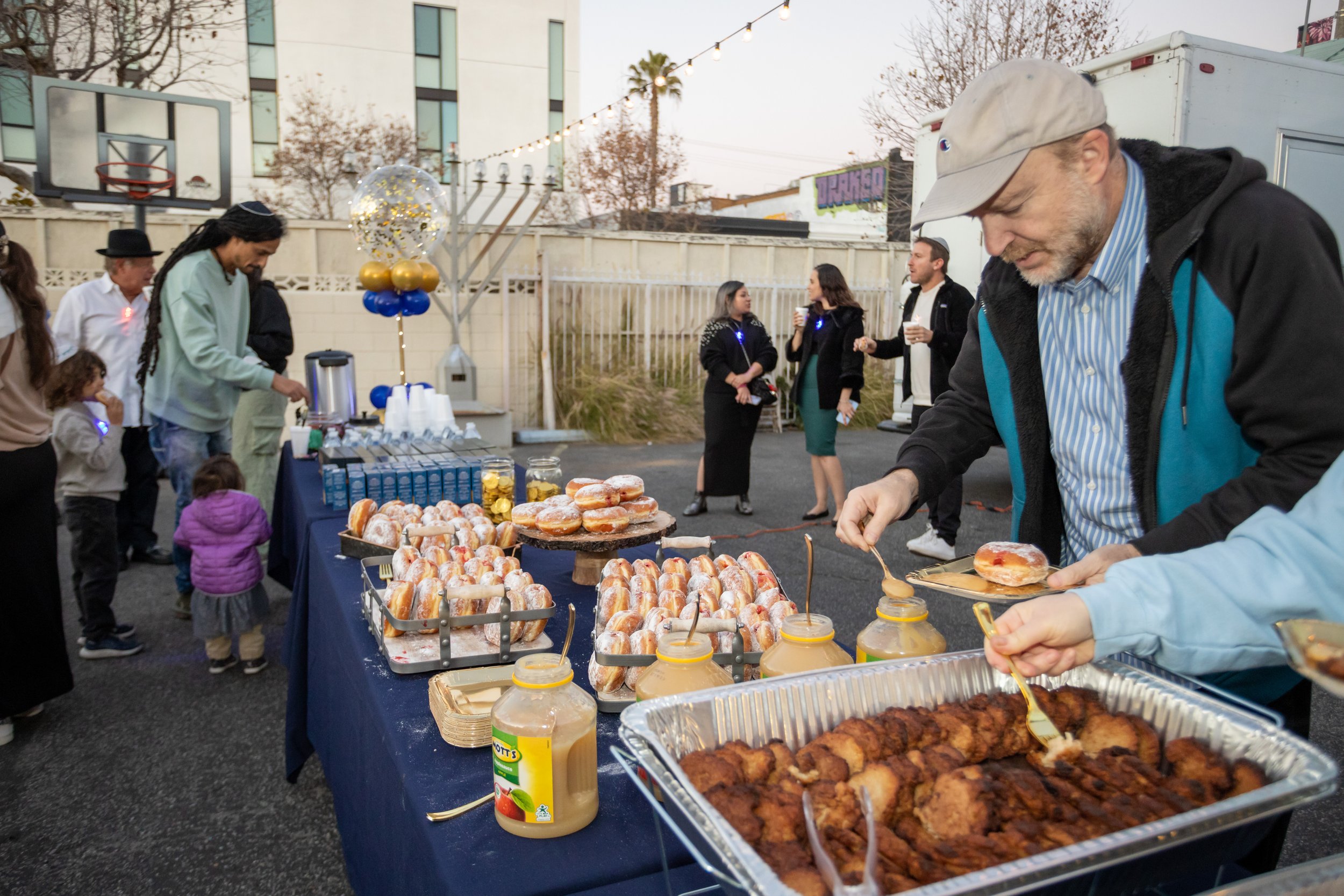 Chanukah Lighting Candles At Melrose LA 2022-29.jpg