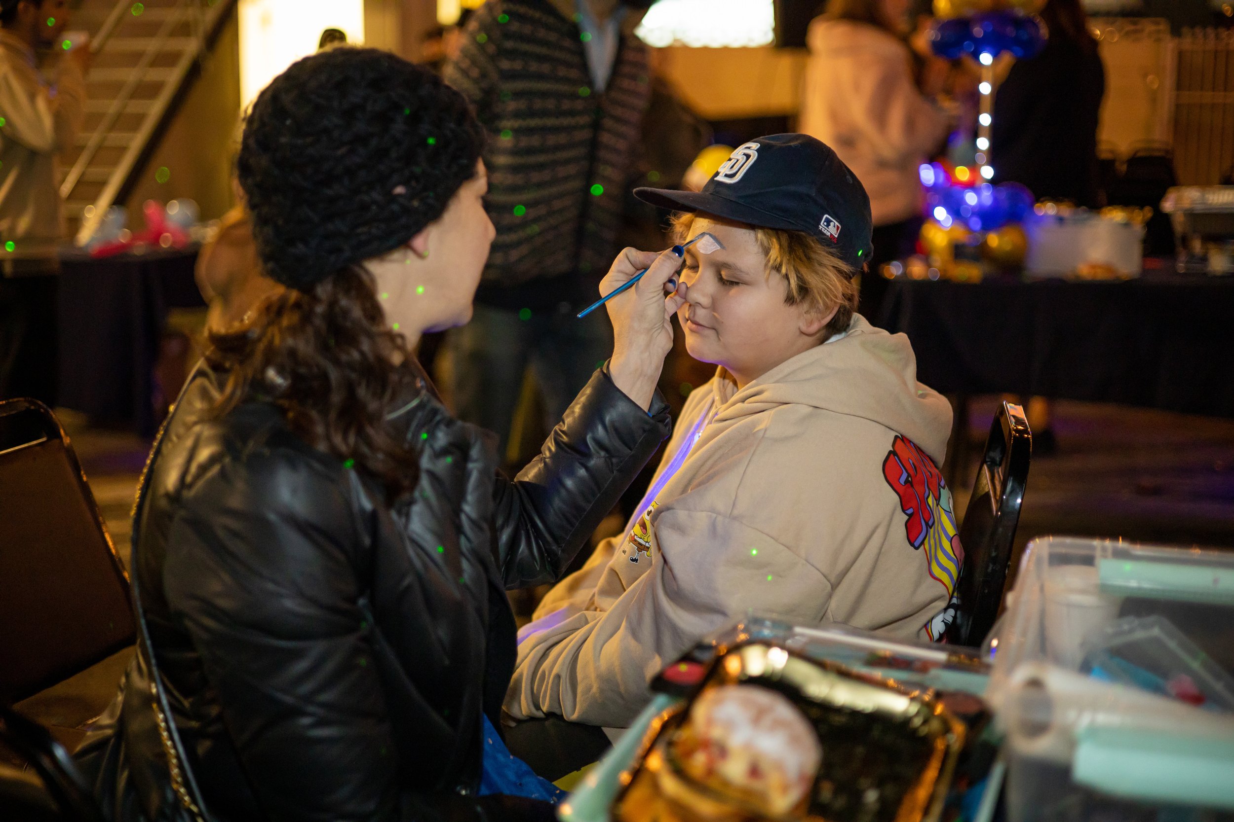 Chanukah Lighting Candles At Melrose LA 2022-123.jpg