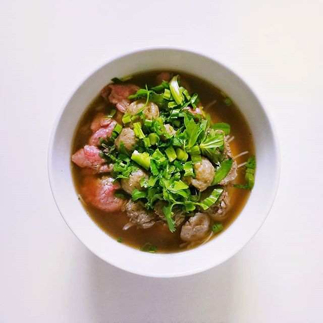 Pho for dinner again. This time, the flavors are bolder and richer then yesterday. 😁