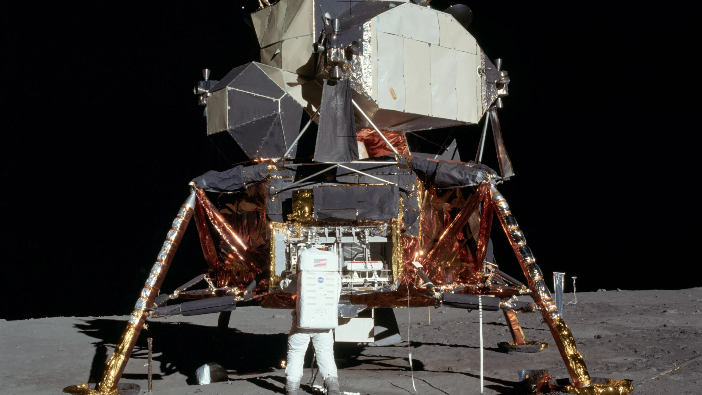 Apollo_11_Lunar_Lander_-_5927_NASA 16-9.jpg