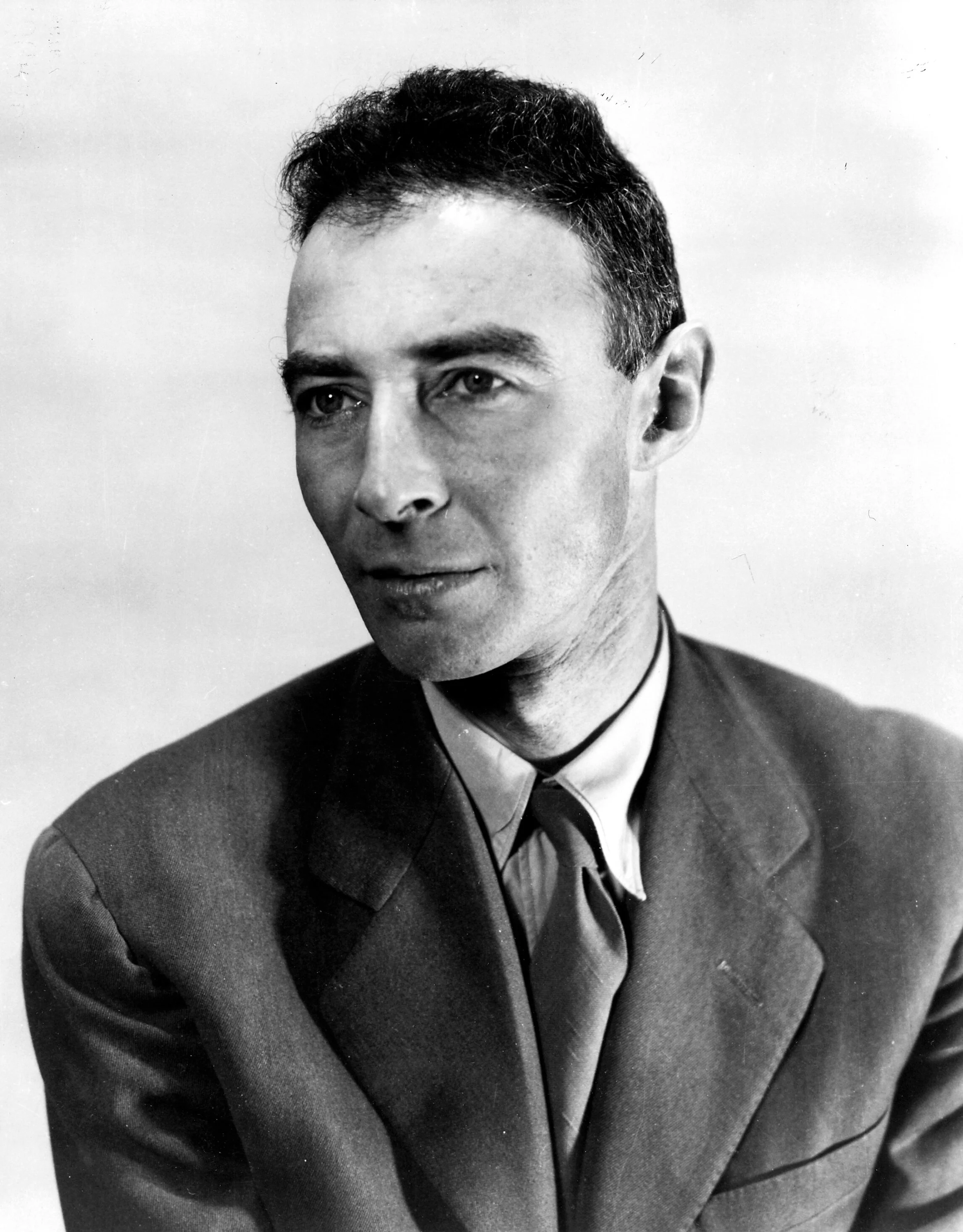Robert Oppenheimer and the Atomic Bomb