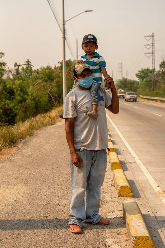  The Coronavirus crisis and lockdown in Honduras has been especially harsh on the vulnerable--over 60% of people live in poverty. Without a job and little to no help from the government thousands of people have taken to the streets hoping for goodwil