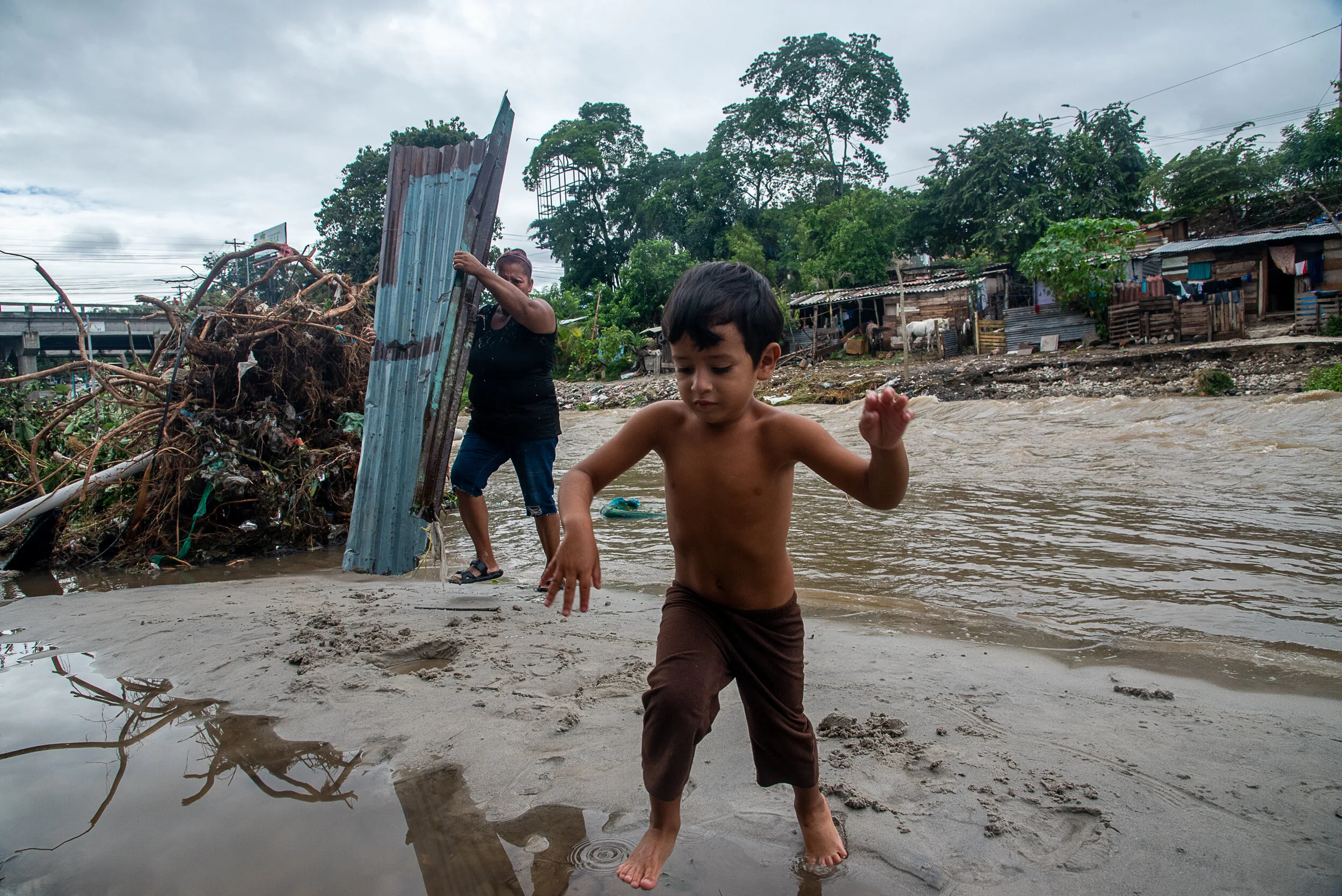  At least 57 deaths have been reported across Central America and thousands of people have been displaced because of flooding and mudslides related to the aftermath of Hurricane Eta. Eta hit Nicaragua as a Category 4 on Novmber 3rd and will pass slow