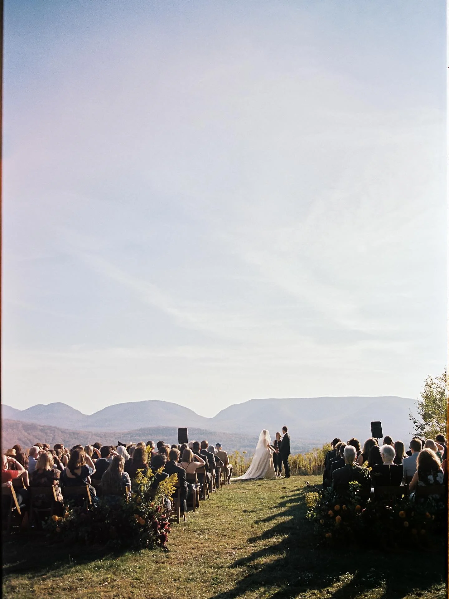 WE&rsquo;RE MARRIED!!!!!!!!!!!! @parkers.pictures