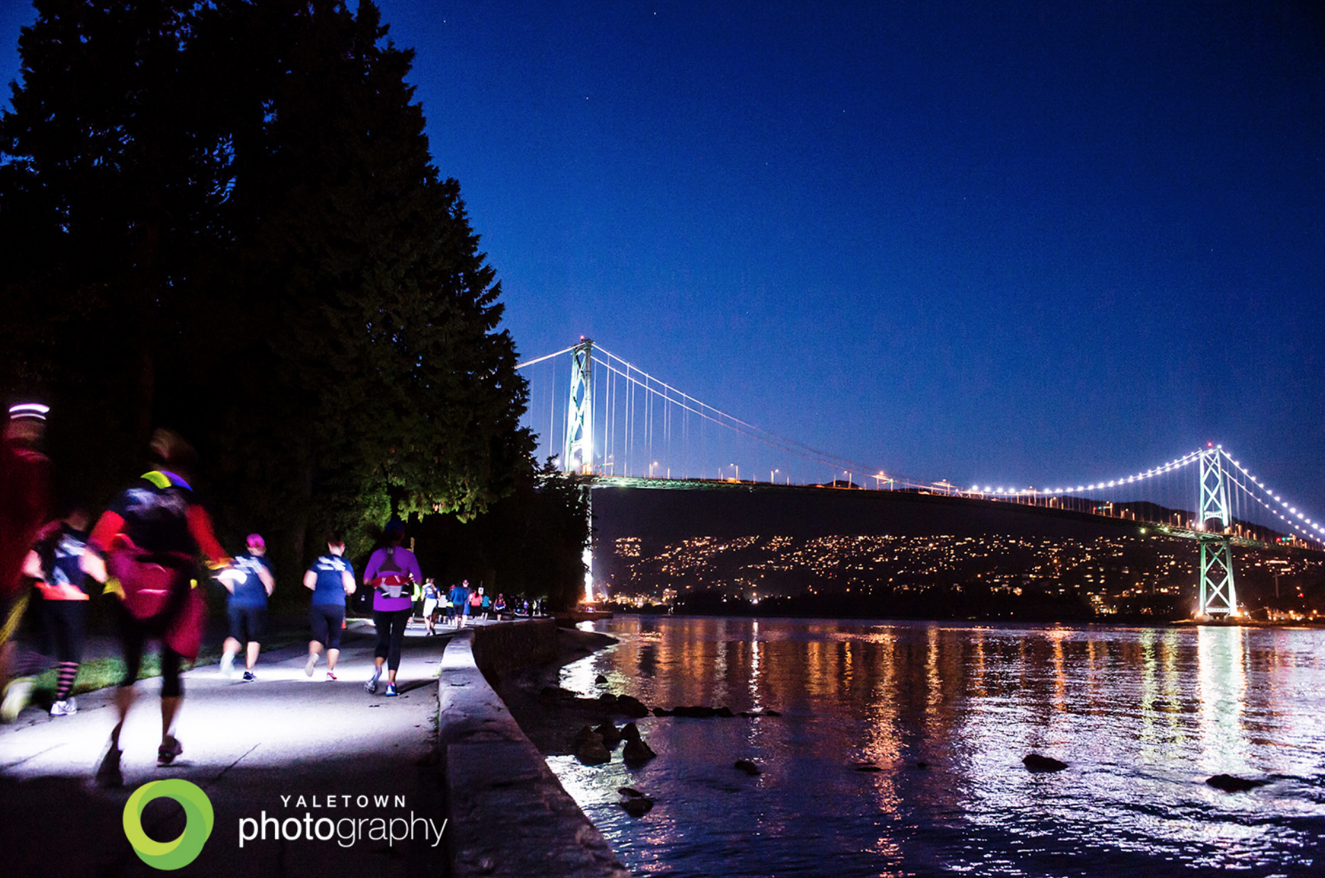 Nightrace_Vancouver_stanley-park-running-racing-pure-protein-brooks-vancouver-event-photographer-sport-photography-photo