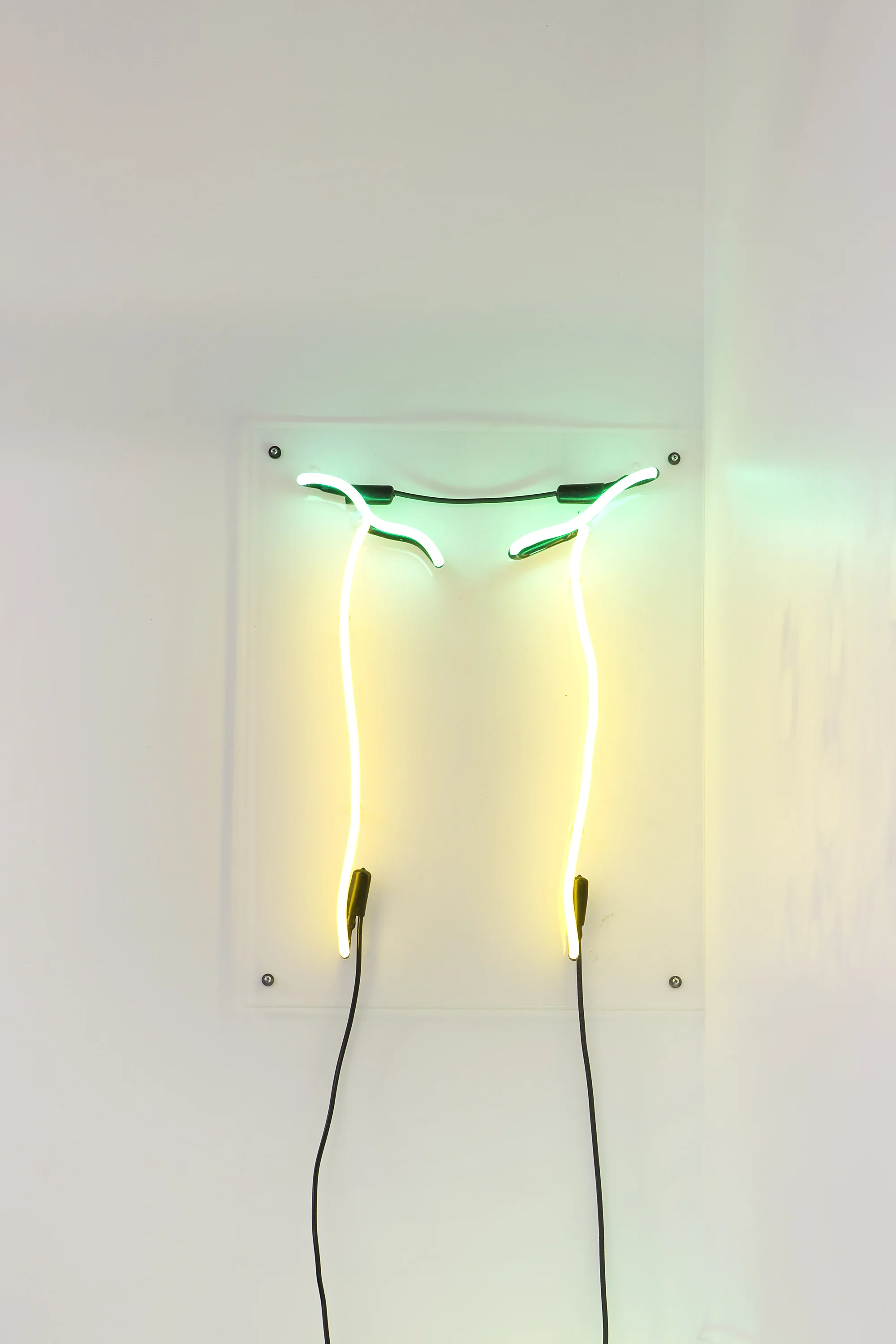 DeliGallery_AlexNguyen_ExteriorLightsWiltedPalms1and2_2.jpg