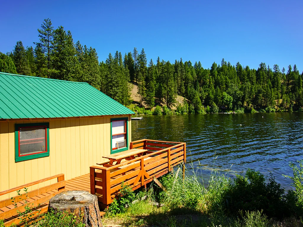 7 - Cabin.jpg