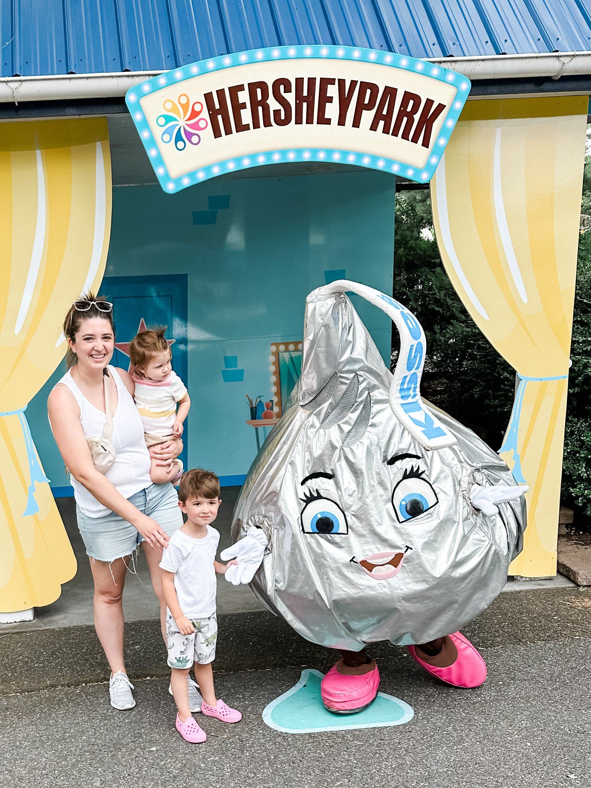 Hersheypark Chocolate Kiss.JPG