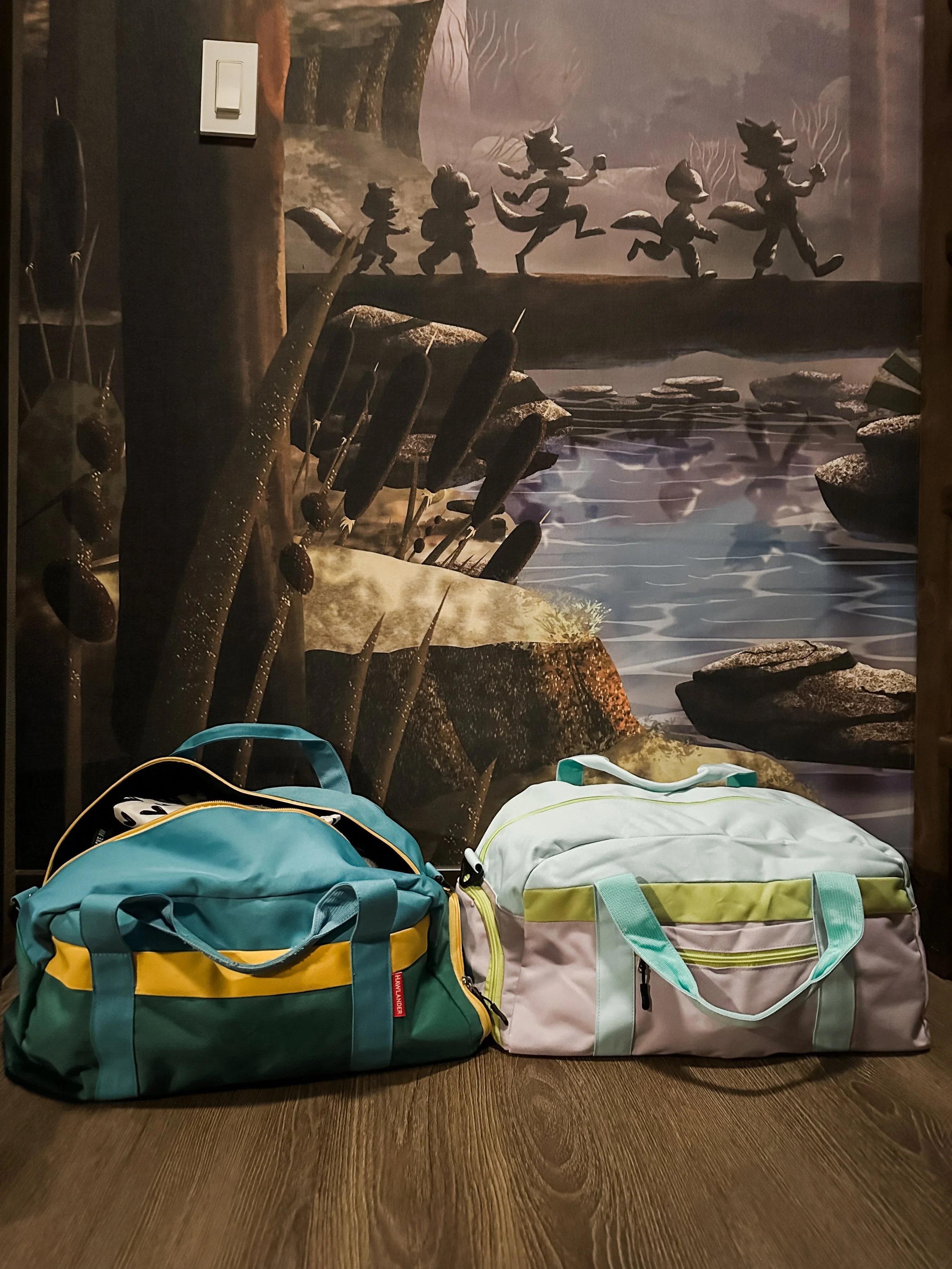  The wolf pack mural in the kids’ bunk room was so fun! 