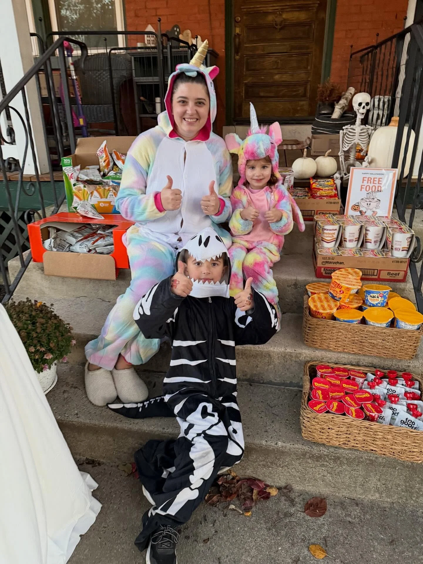 Such a fun Halloween this year! Kids went around our neighborhood with dad while I stayed home to hand out candy, snacks & food (and lots of coffee!) 
Heard several people comment how excited they were about the noodles because they are out of f