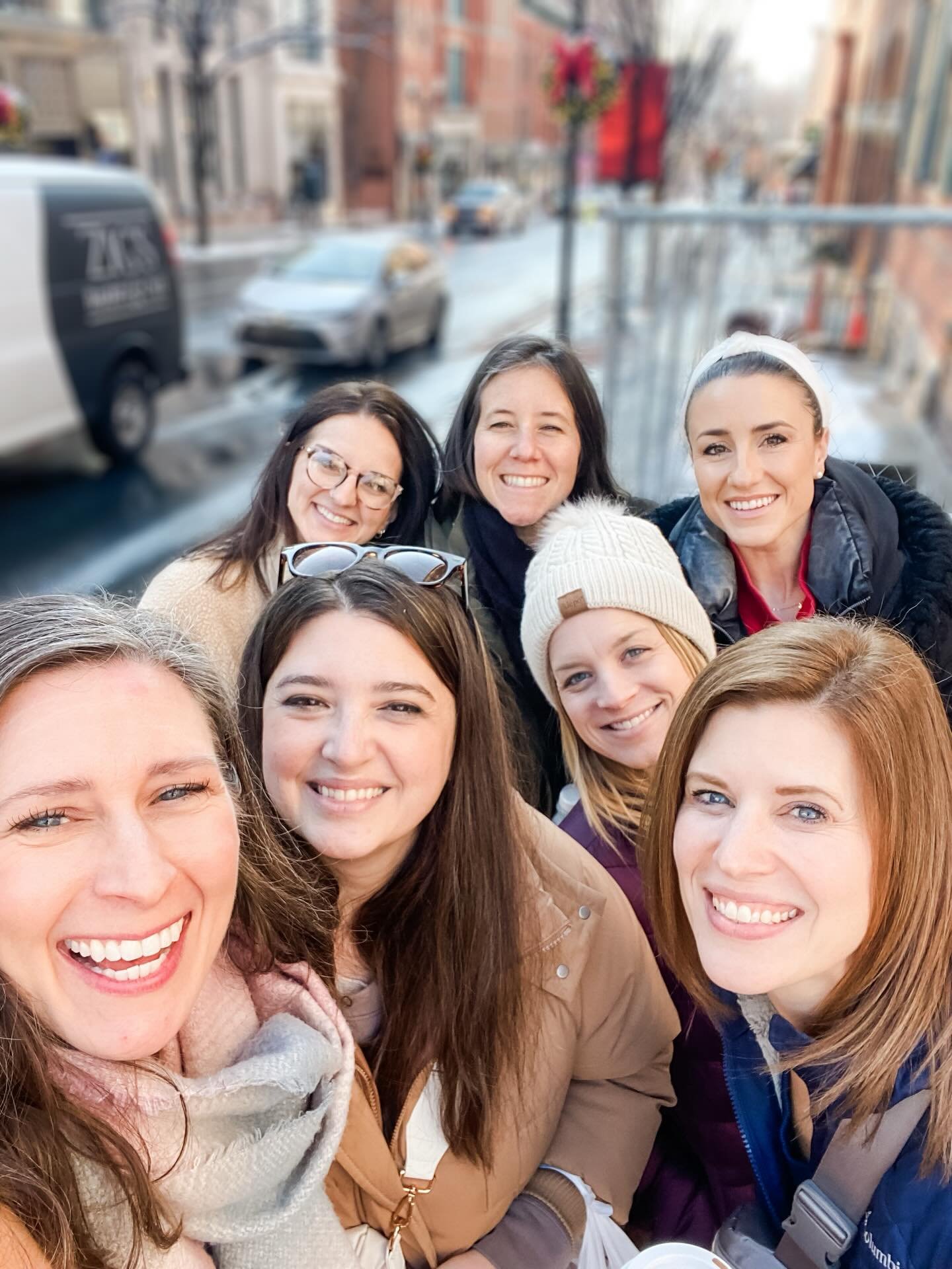 Some friendships don&rsquo;t fade with time&mdash;they deepen. ✨

Years may pass between weekends like this, but when we&rsquo;re together it feels like no time at all. 💕

So grateful for laughter that comes easy, conversations that go deep, and fri